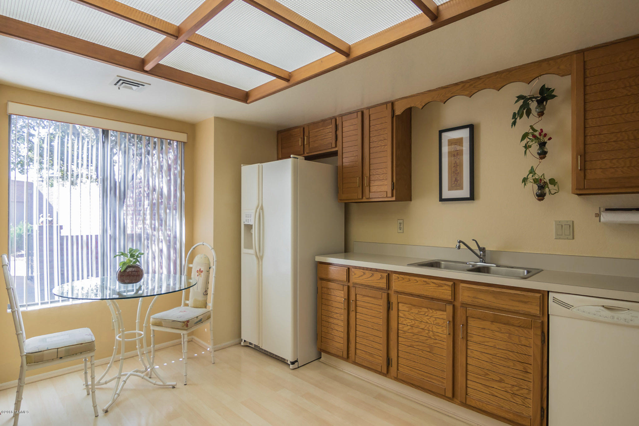 1472 W Via De La Gloria