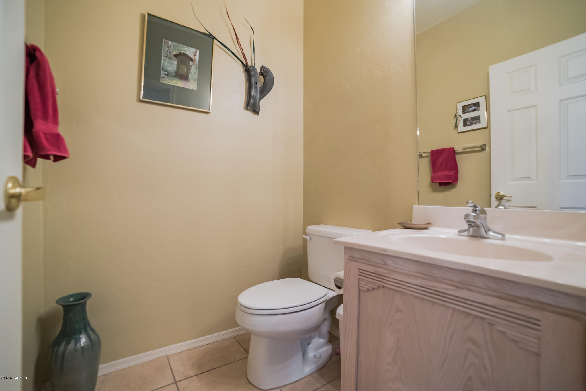 3765 S Camino Comica