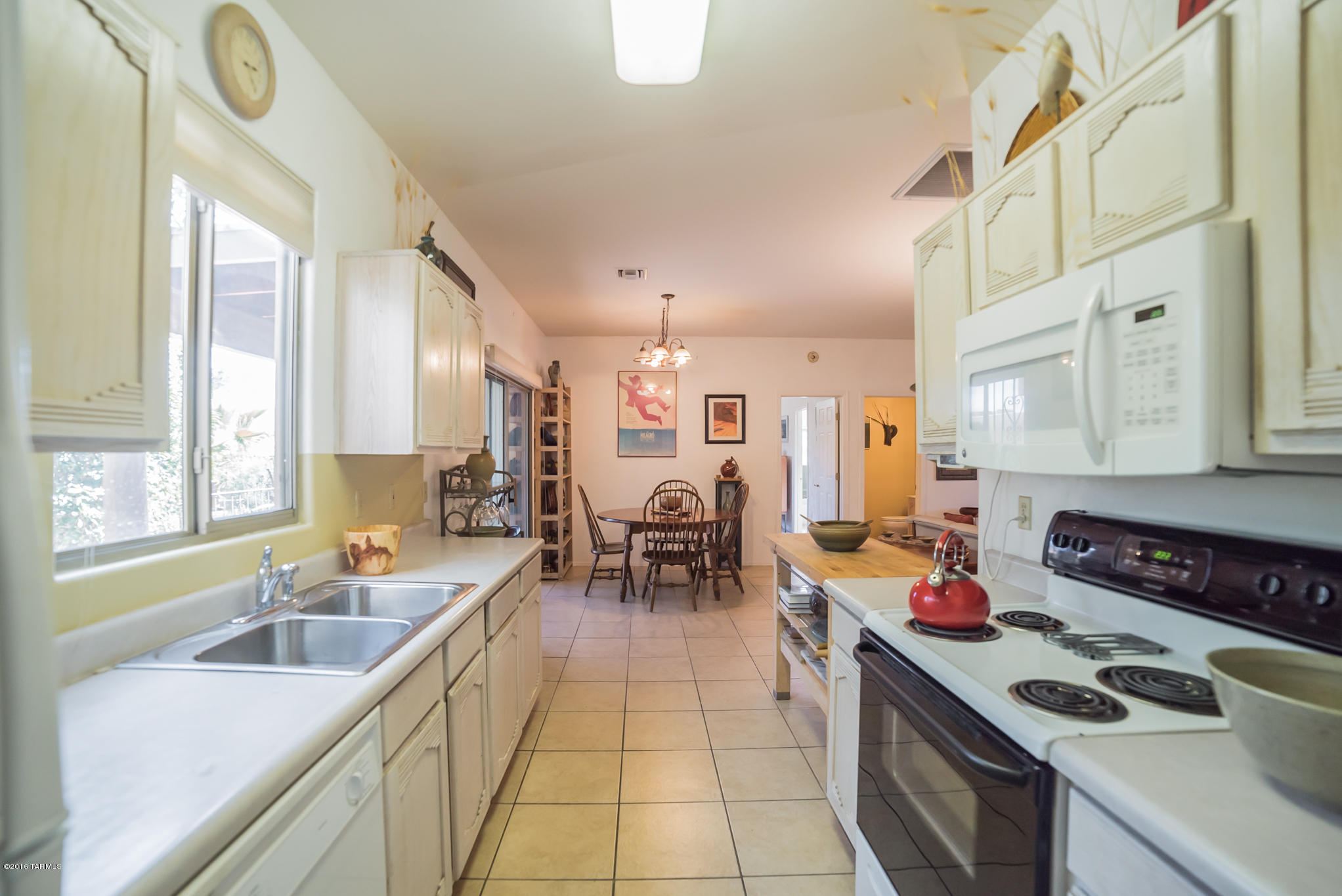 3765 S Camino Comica