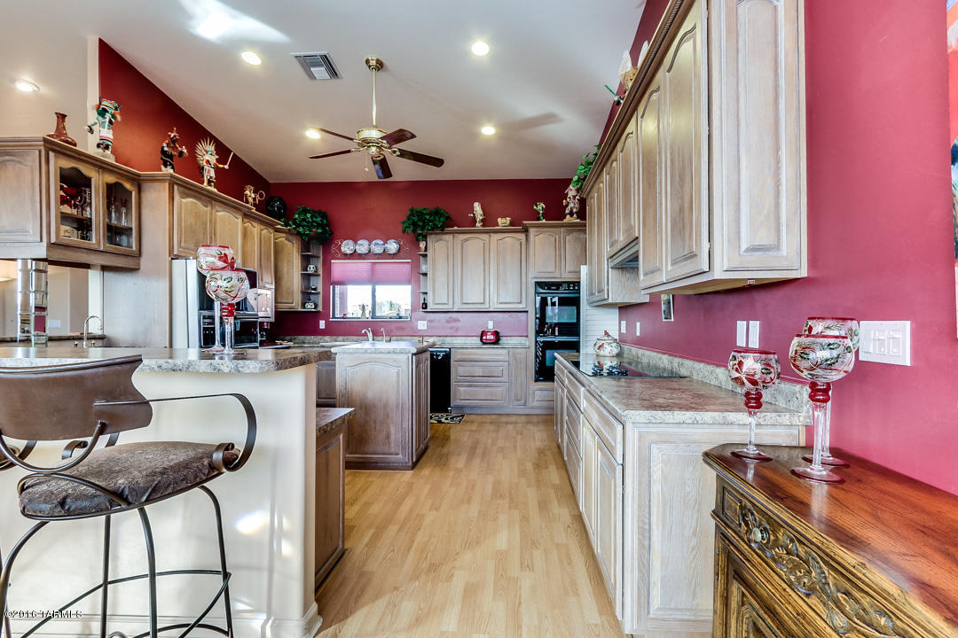 1575 S Walnut Spring Place