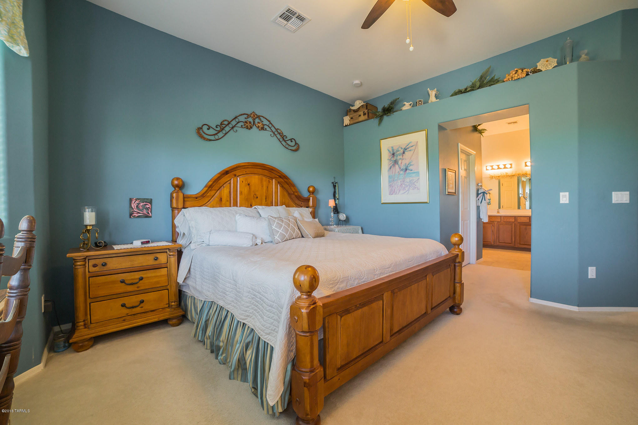 1054 W Bosch Drive
