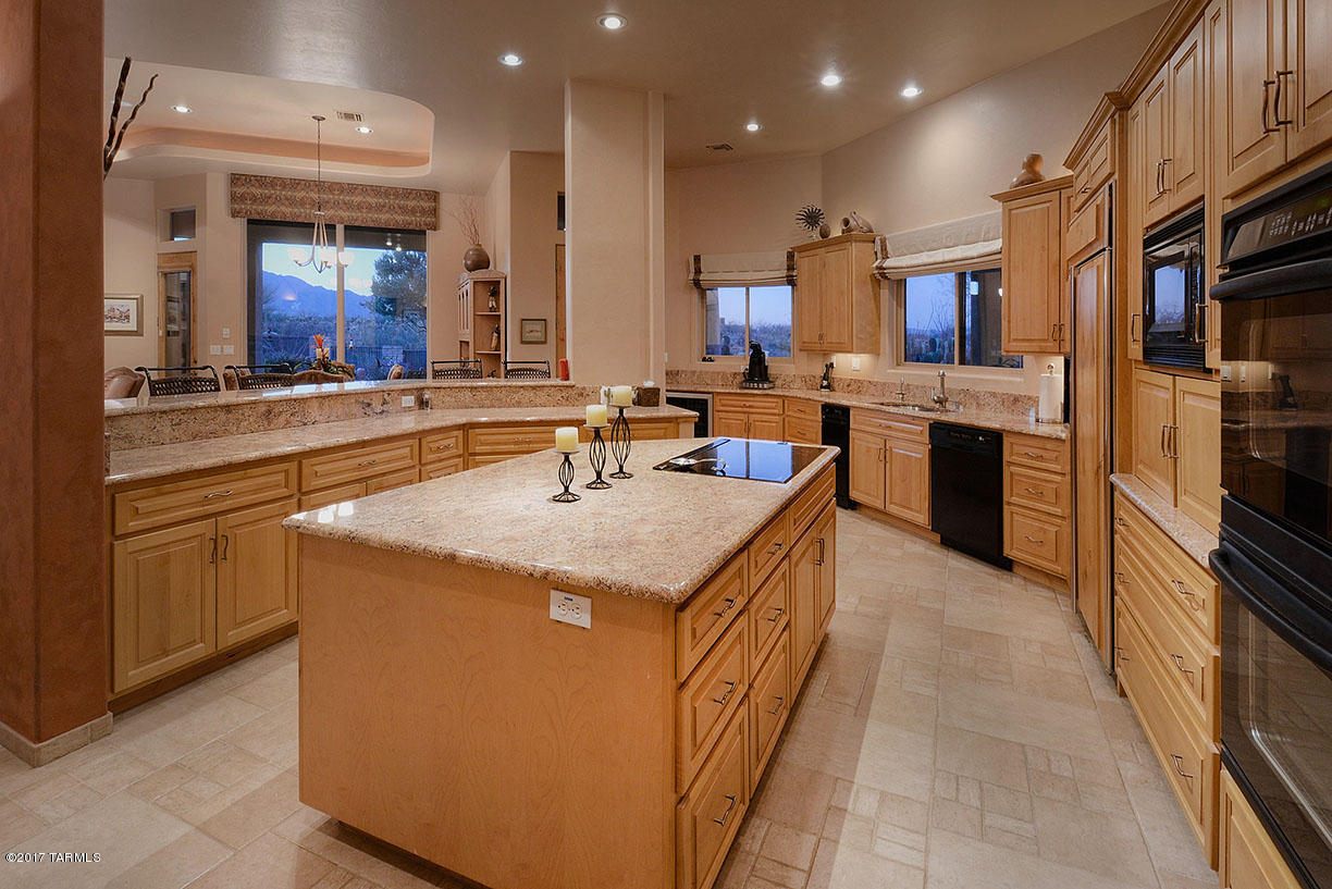 706 E Bent Branch Place