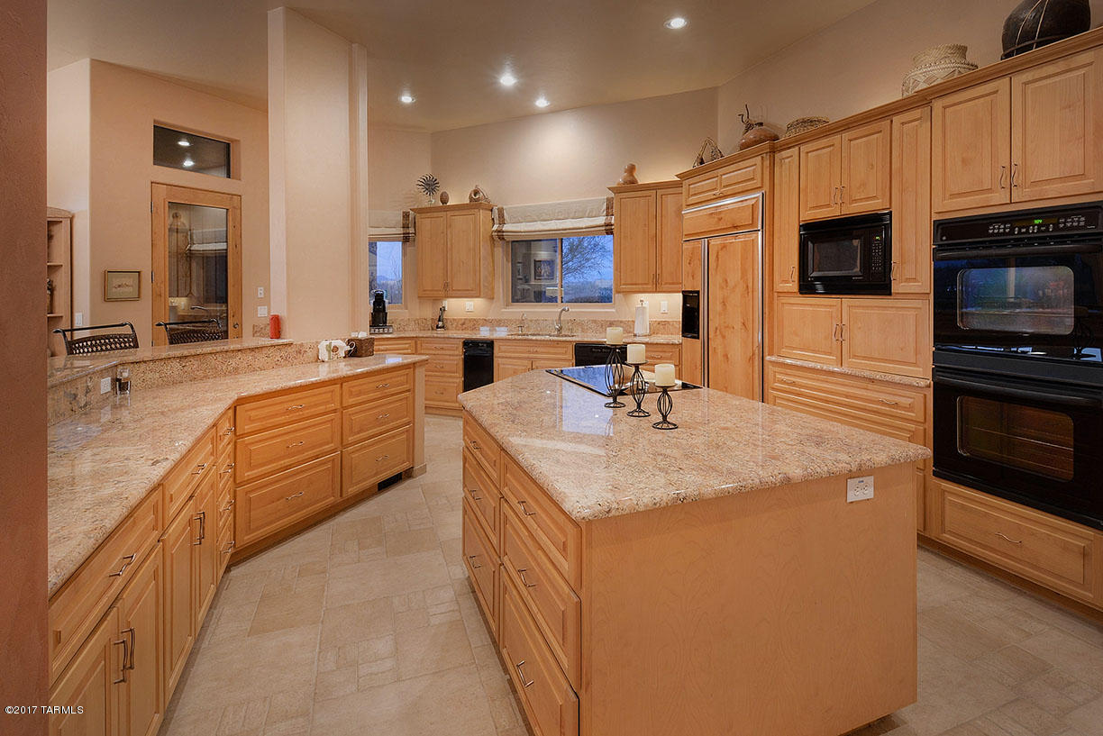 706 E Bent Branch Place