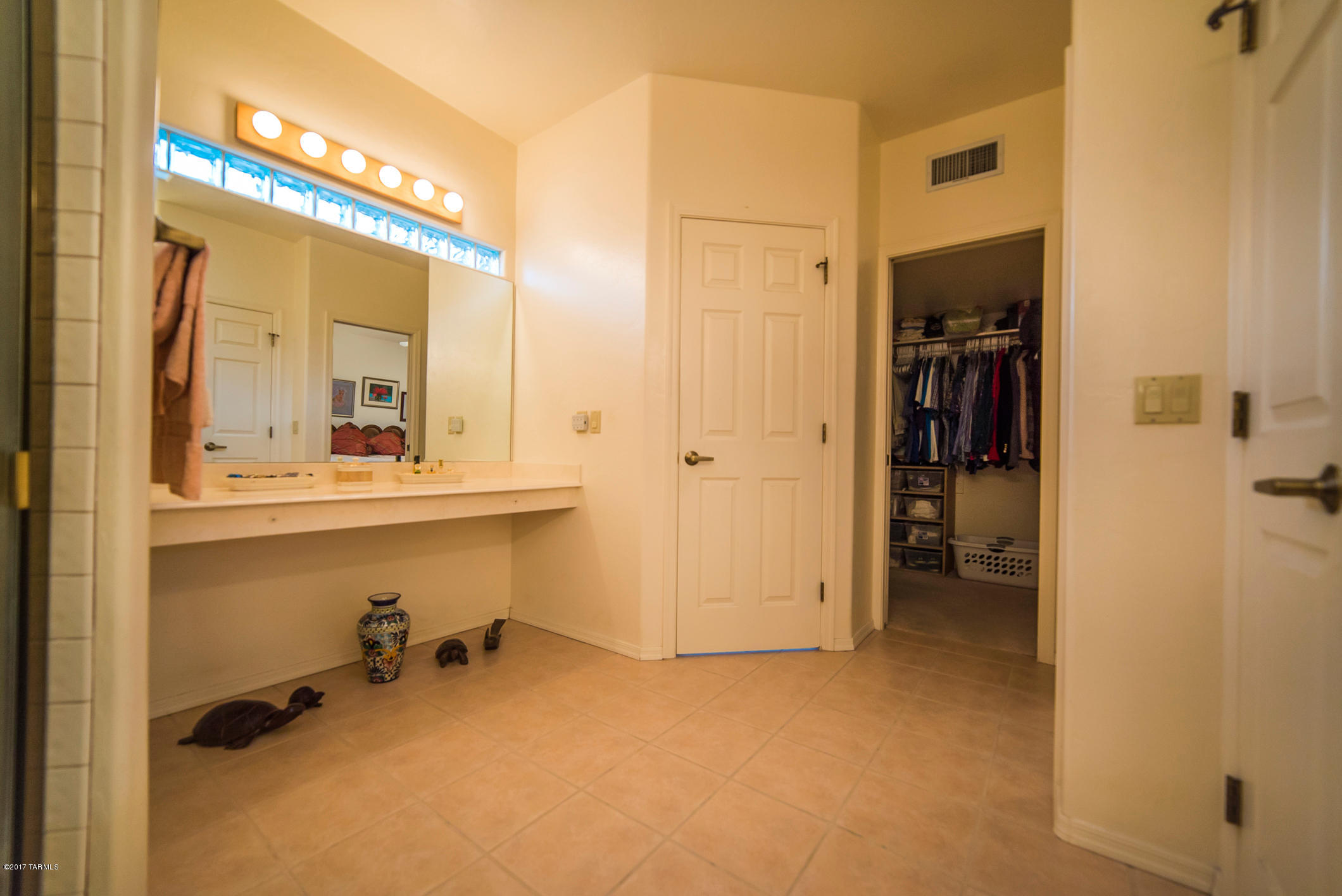 1173 W Placita Inspirada