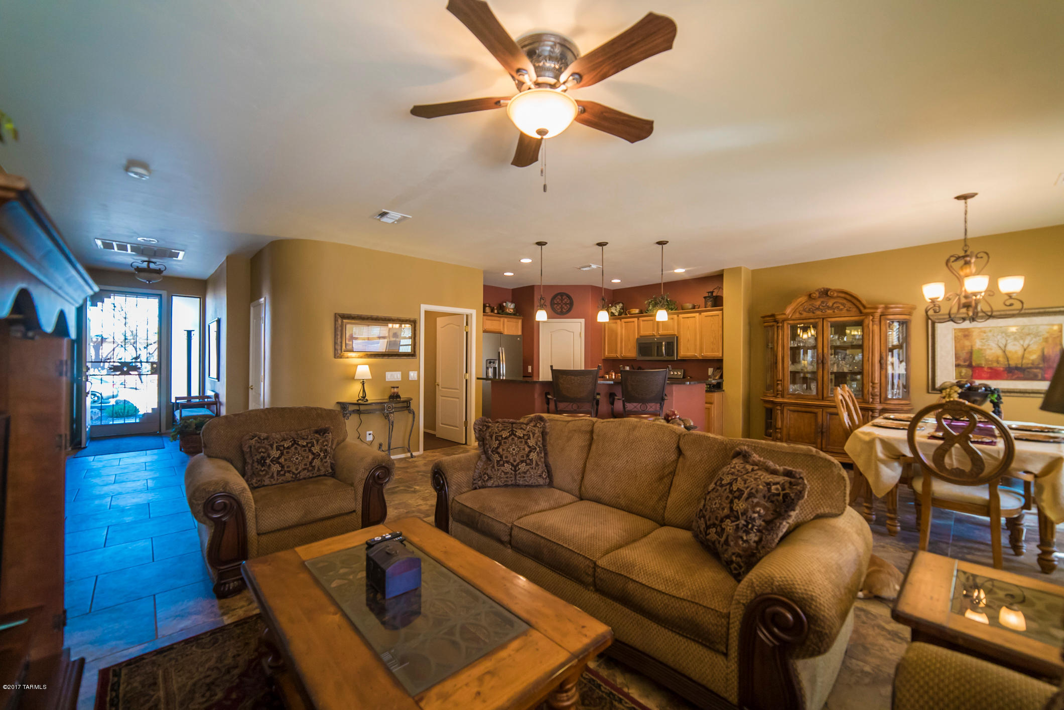 2203 N Avenida Del Petalo