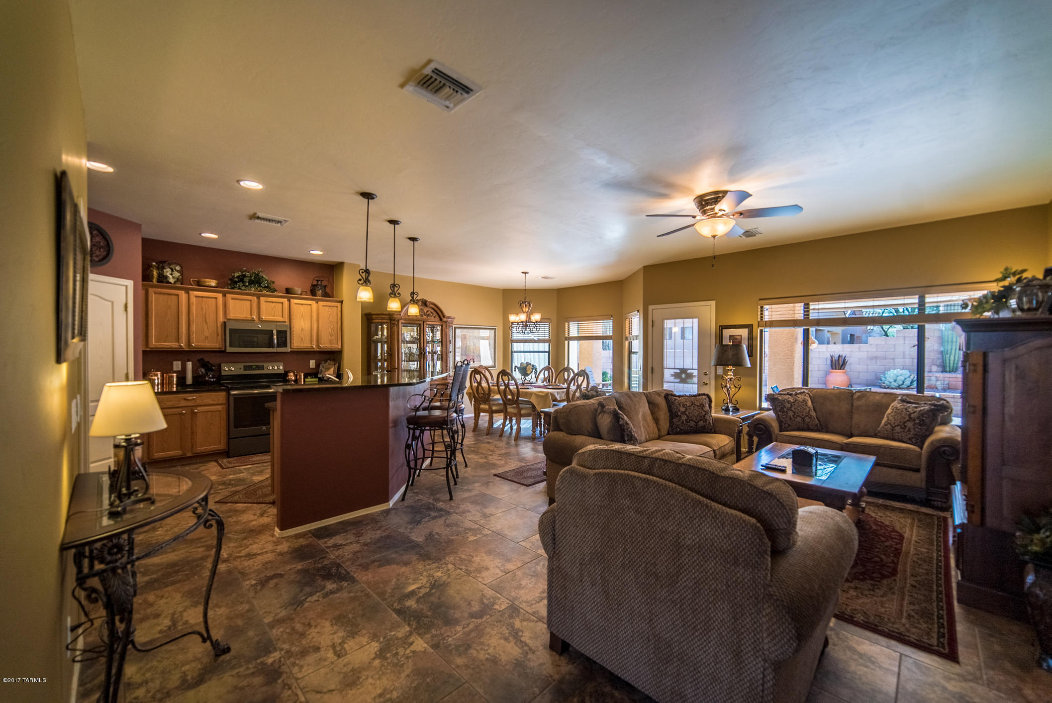 2203 N Avenida Del Petalo