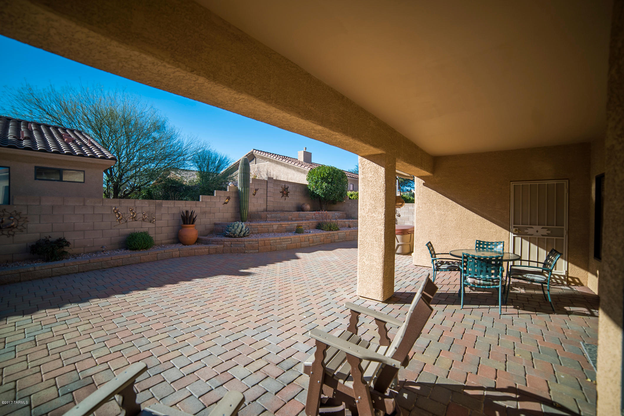 2203 N Avenida Del Petalo