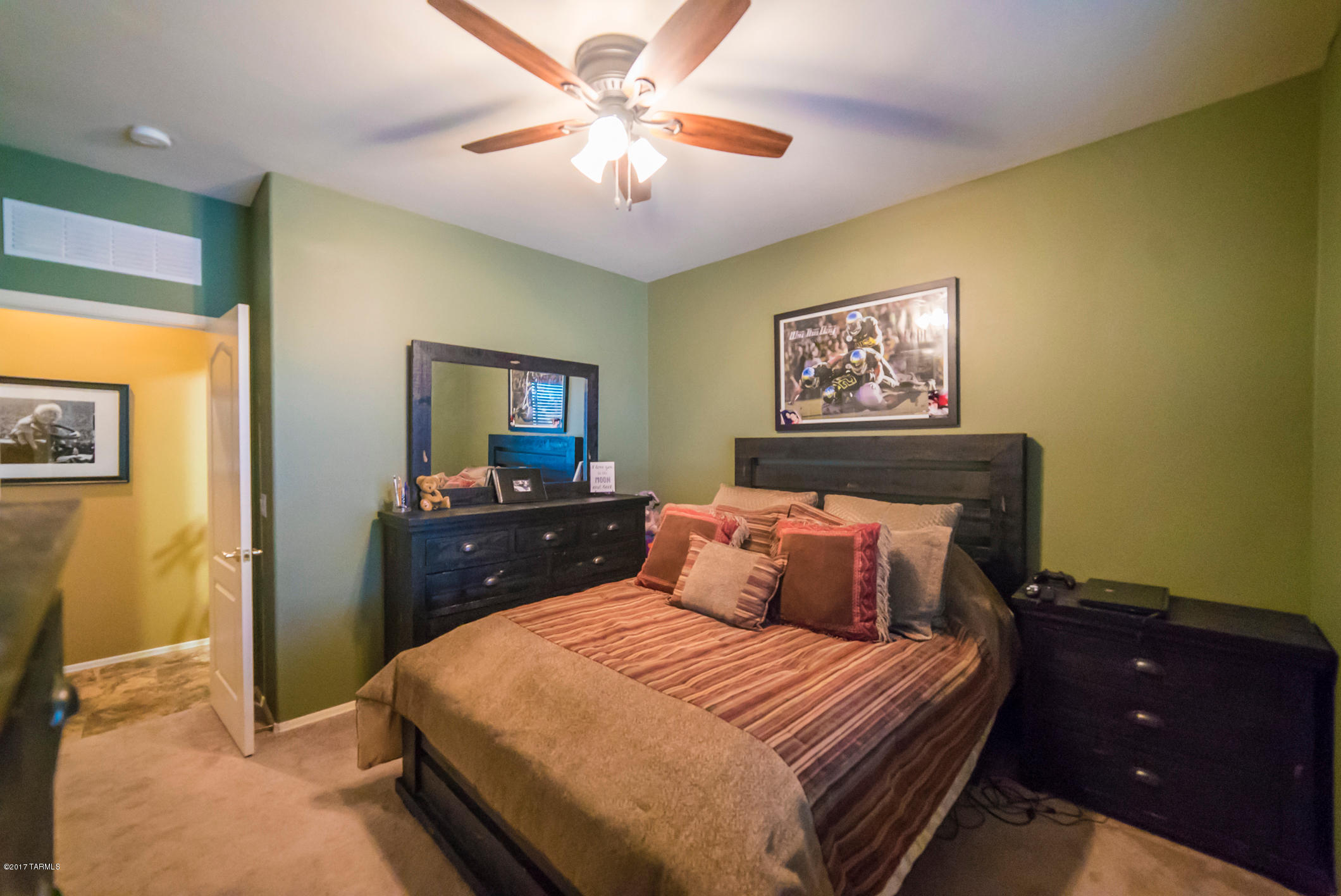 2203 N Avenida Del Petalo