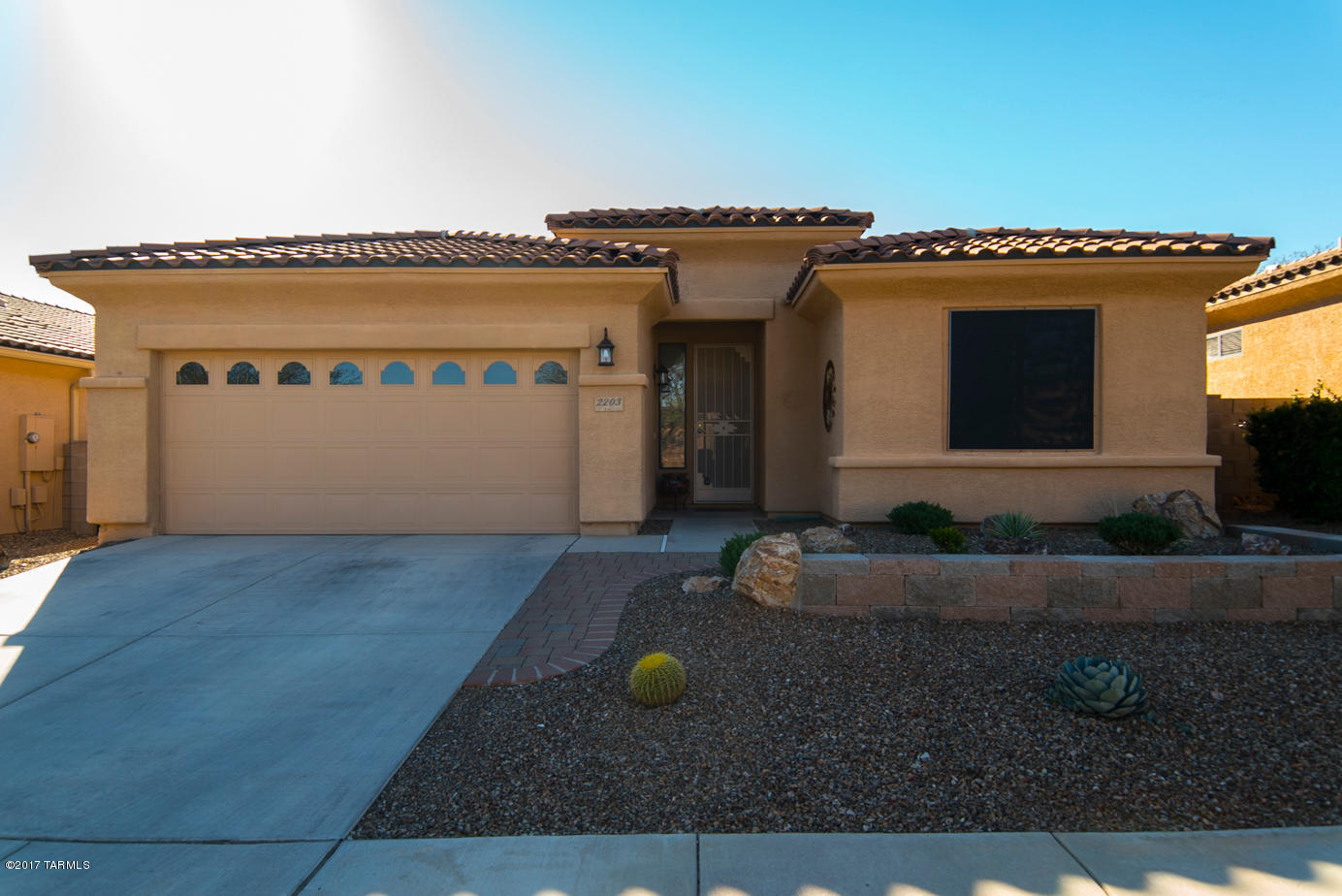 2203 N Avenida Del Petalo