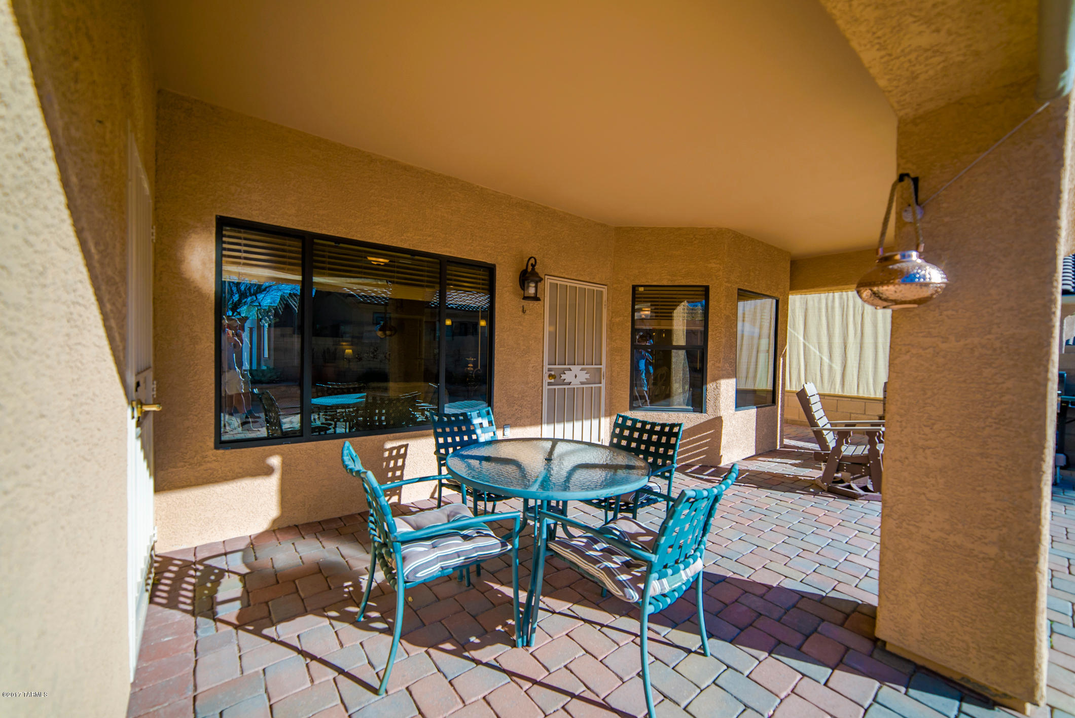 2203 N Avenida Del Petalo