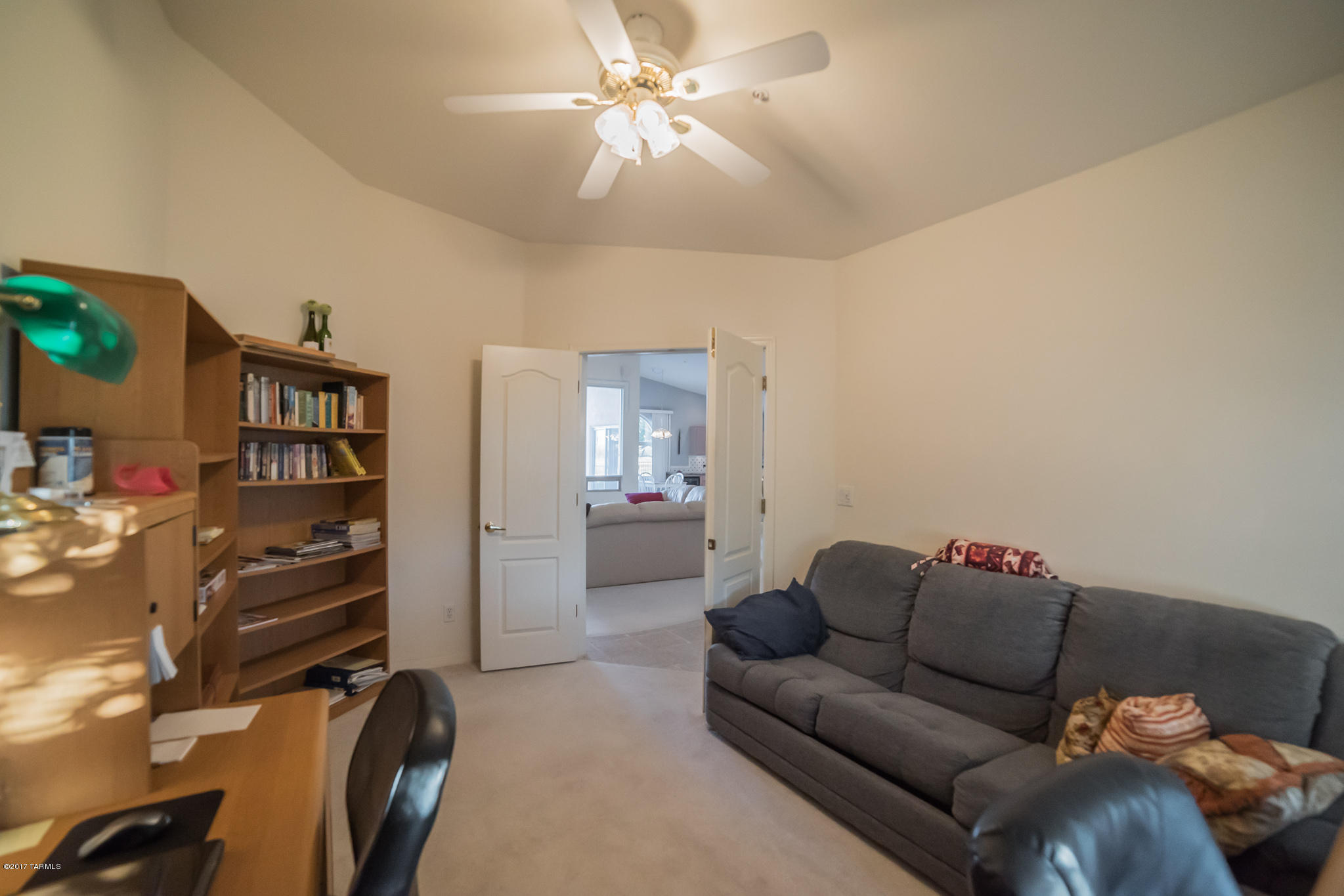 2717 S Greenside Place