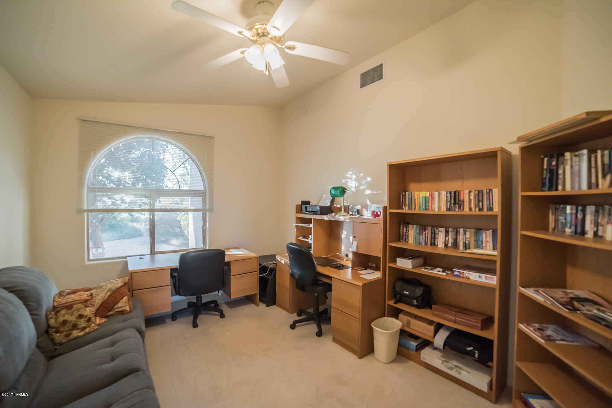 2717 S Greenside Place