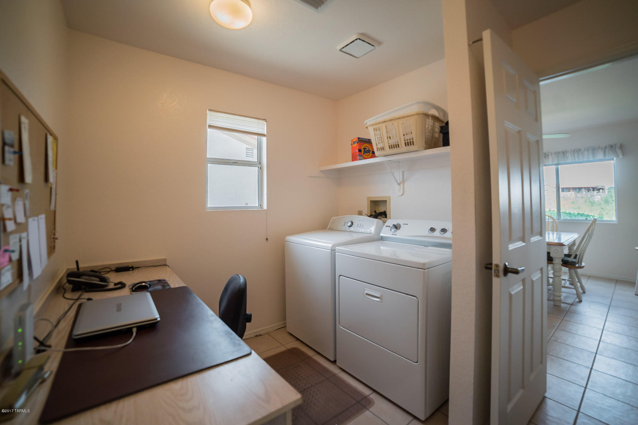 1690 W Circulo De La Pinata