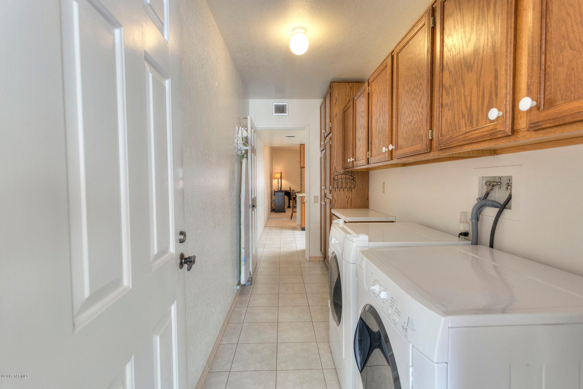 867 S Camino Guarina