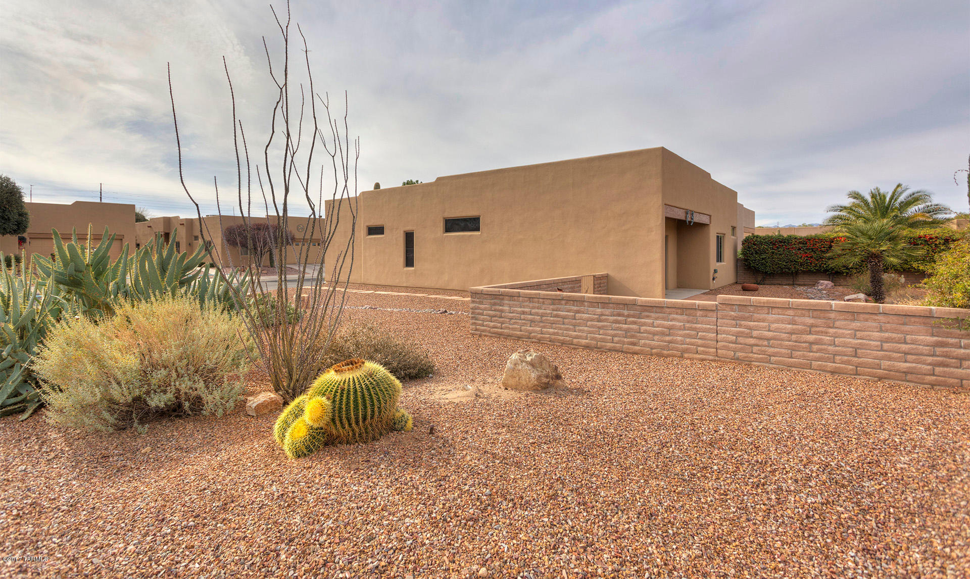 984 W Via De La Fonda