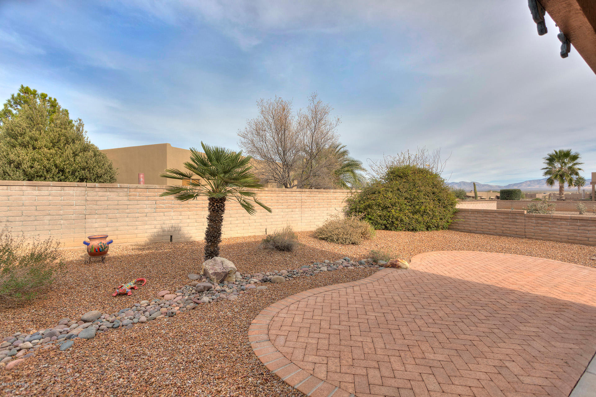 984 W Via De La Fonda