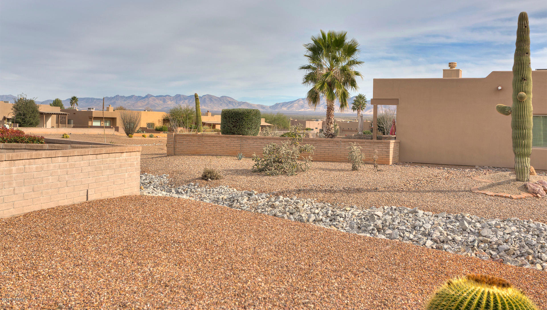 984 W Via De La Fonda