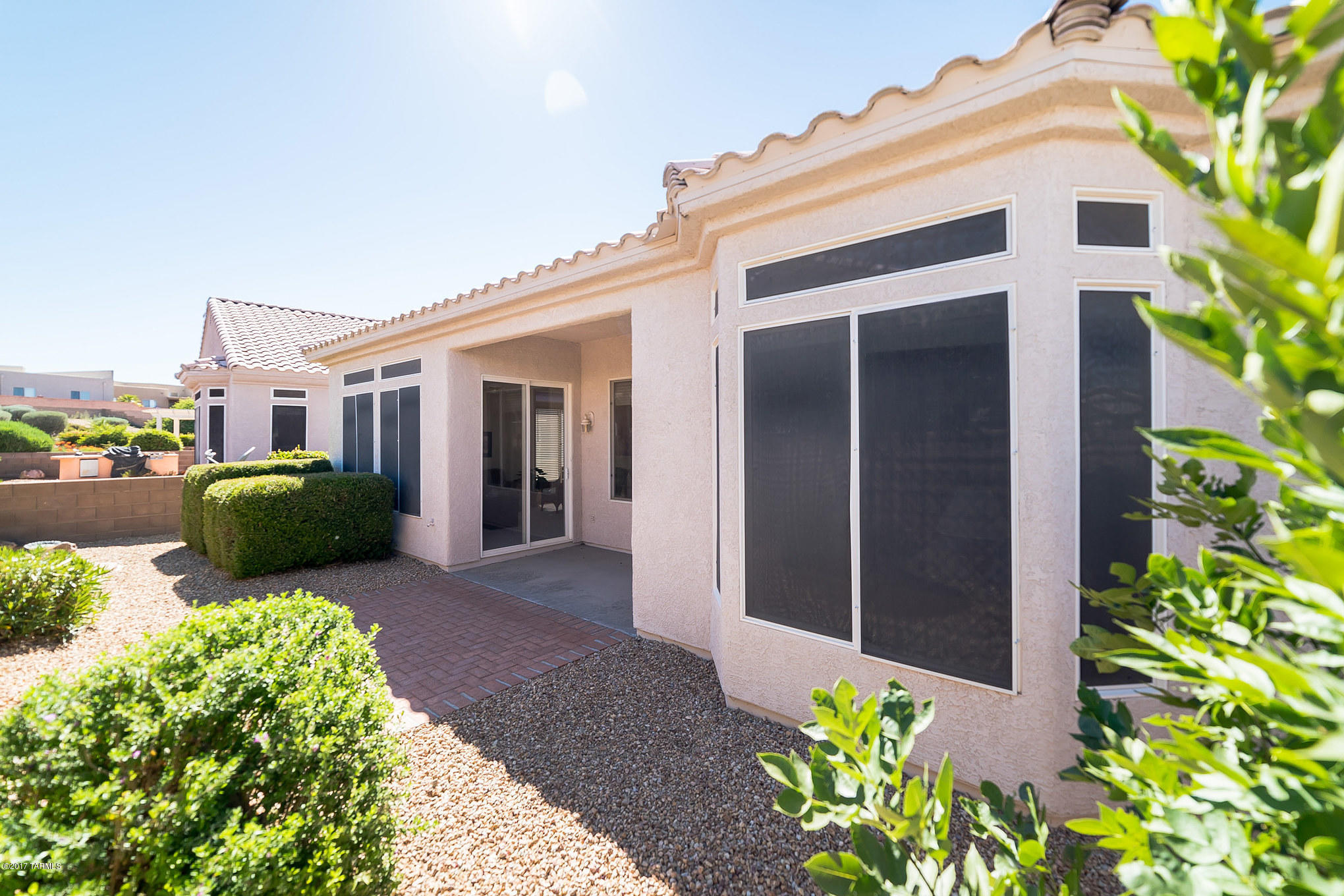 327 W Continental Vista Place