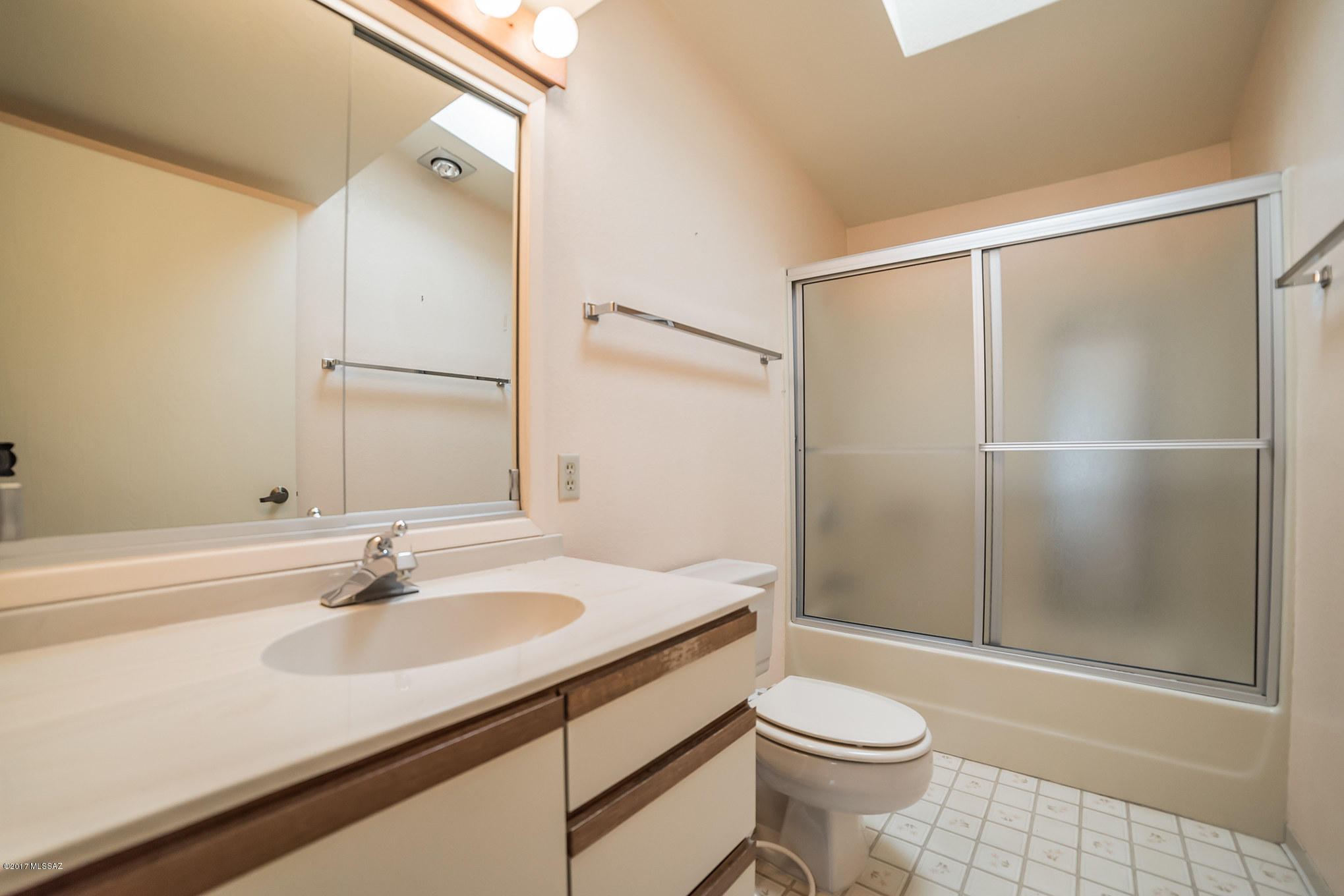 35 W Paseo Del Chino