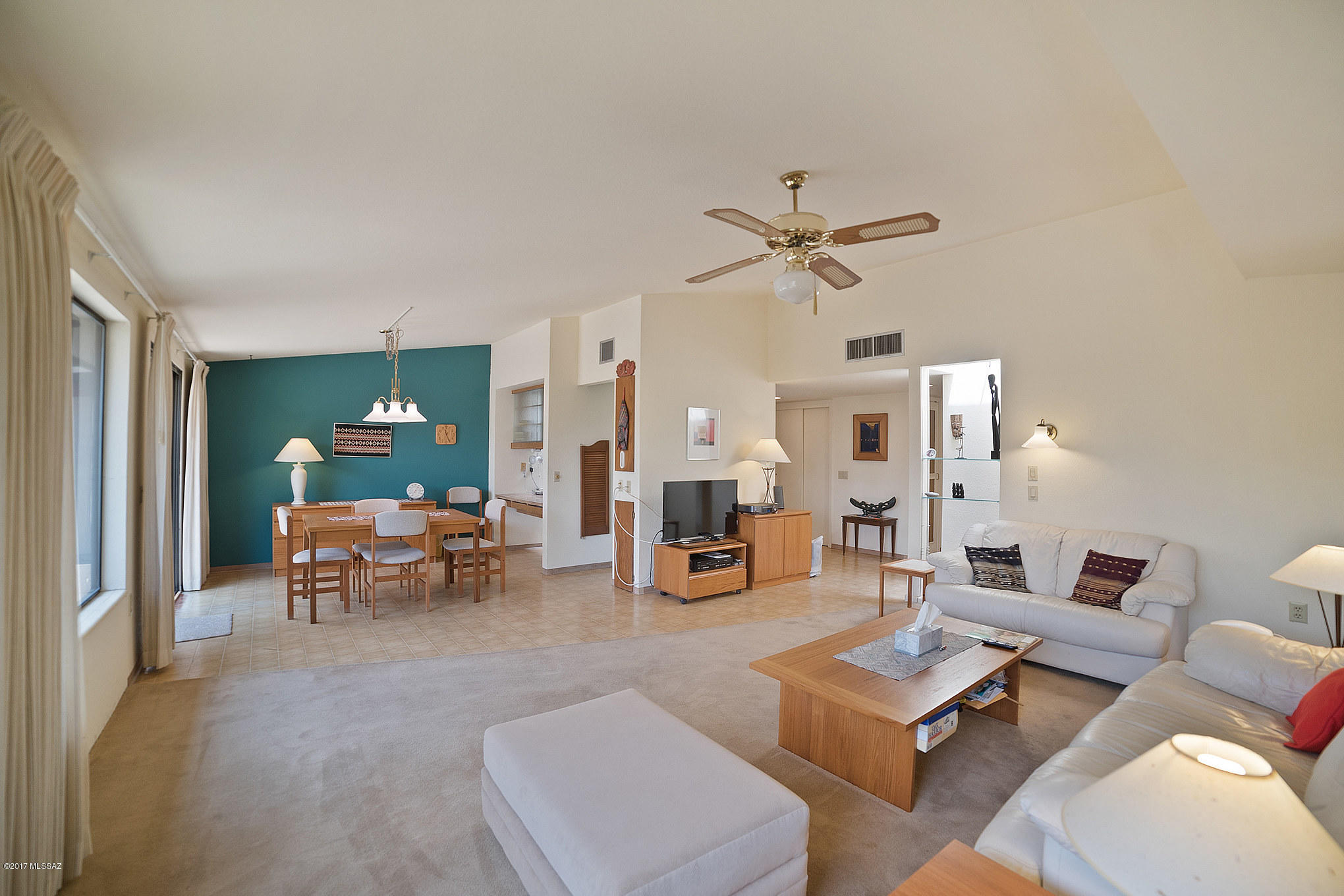 35 W Paseo Del Chino