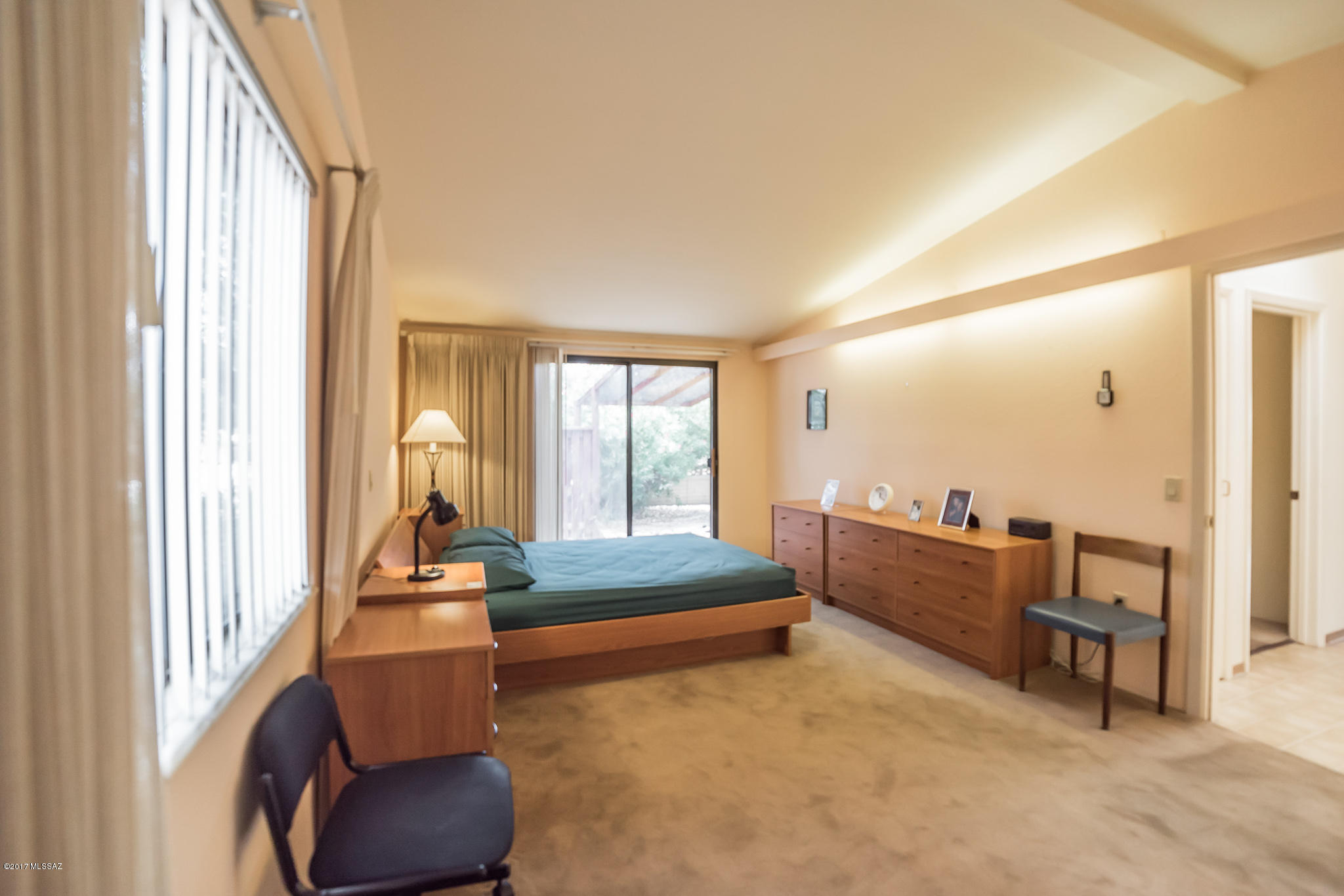 35 W Paseo Del Chino