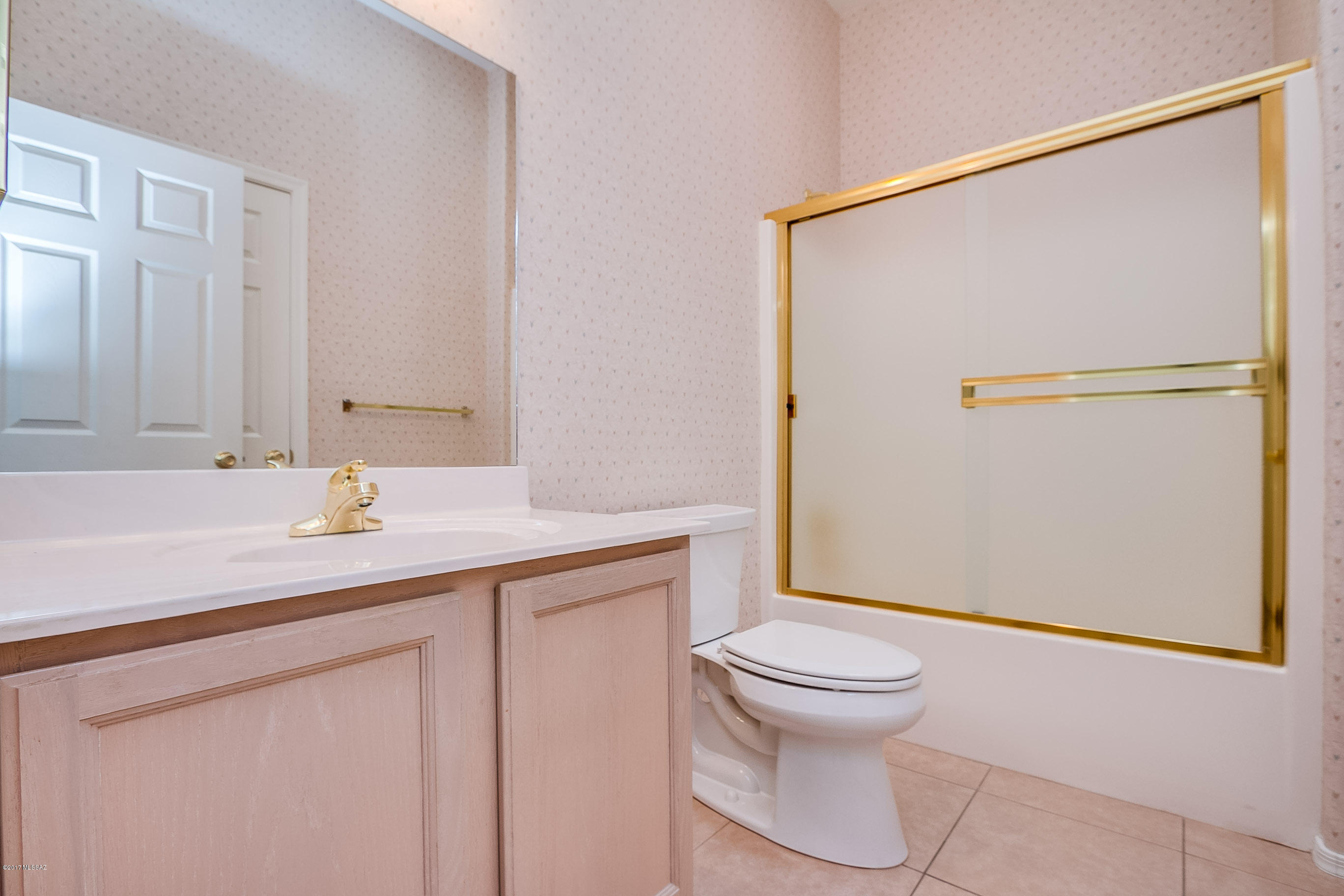 2553 S Pecan Valley Place