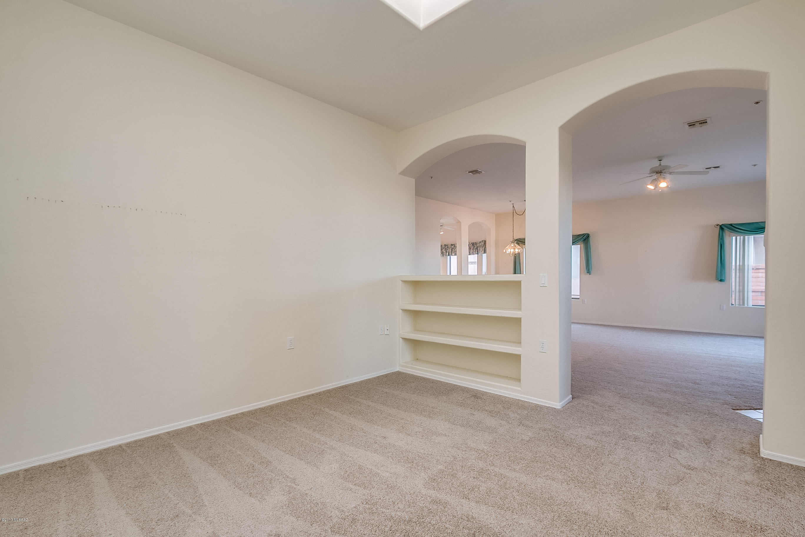 2553 S Pecan Valley Place