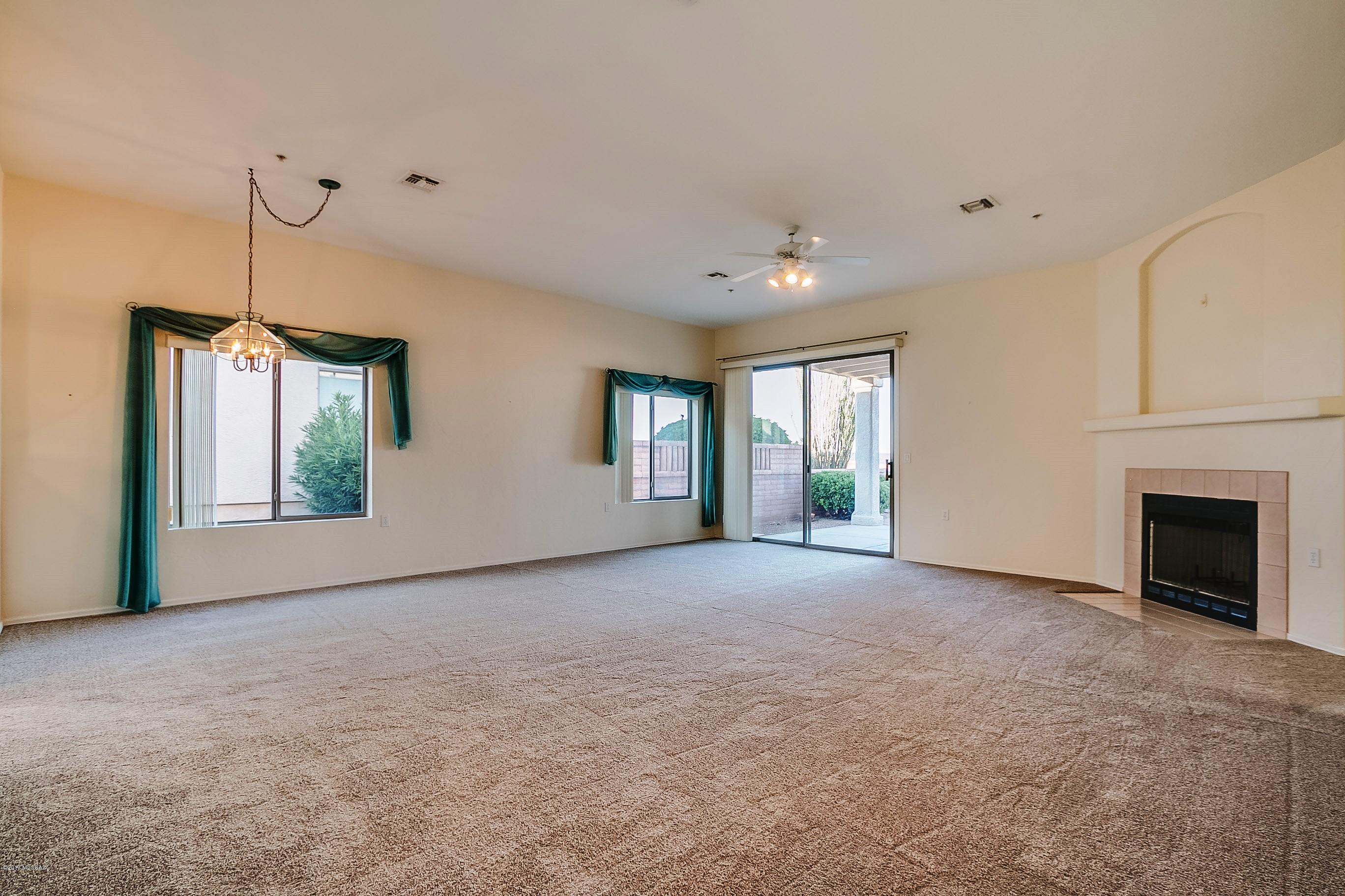 2553 S Pecan Valley Place