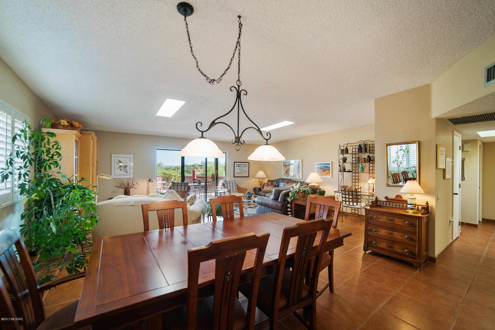 1019 W Calle De Pitahaya