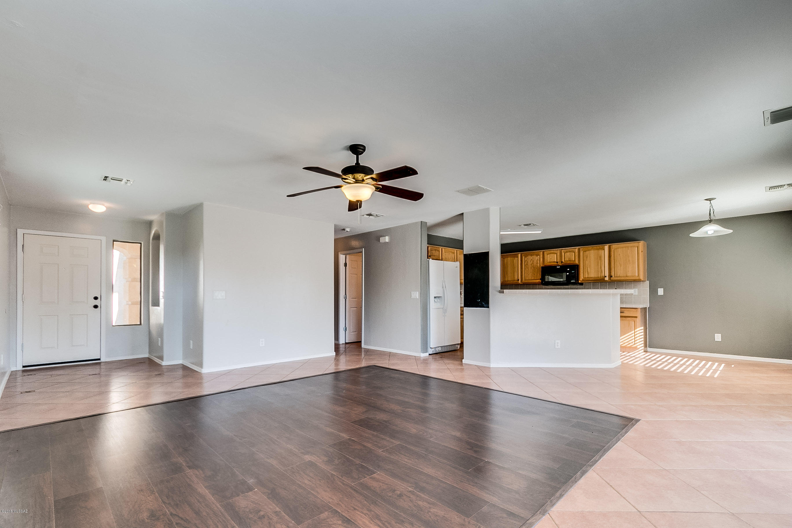 649 W Desert Blossom Drive