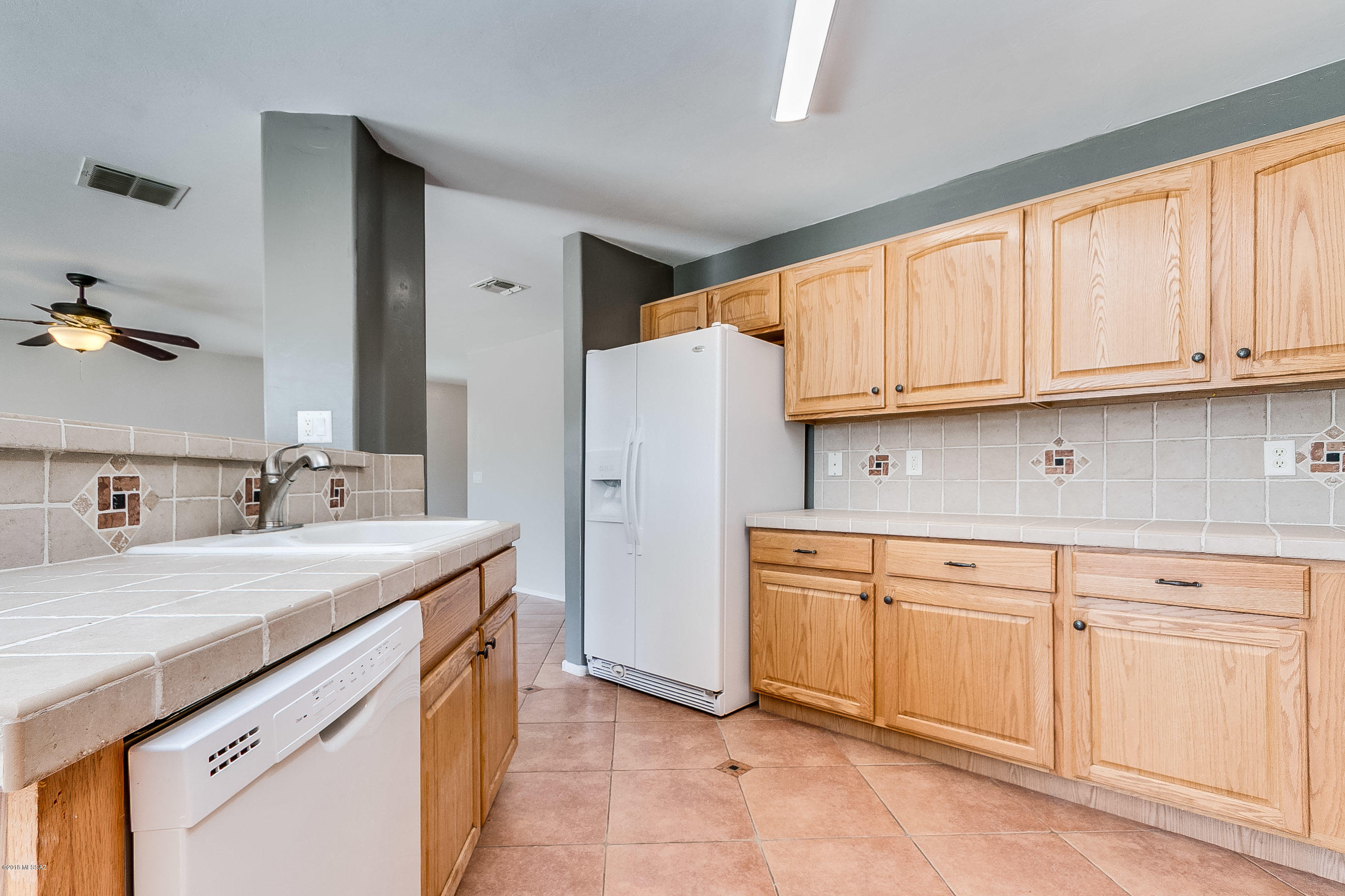 649 W Desert Blossom Drive