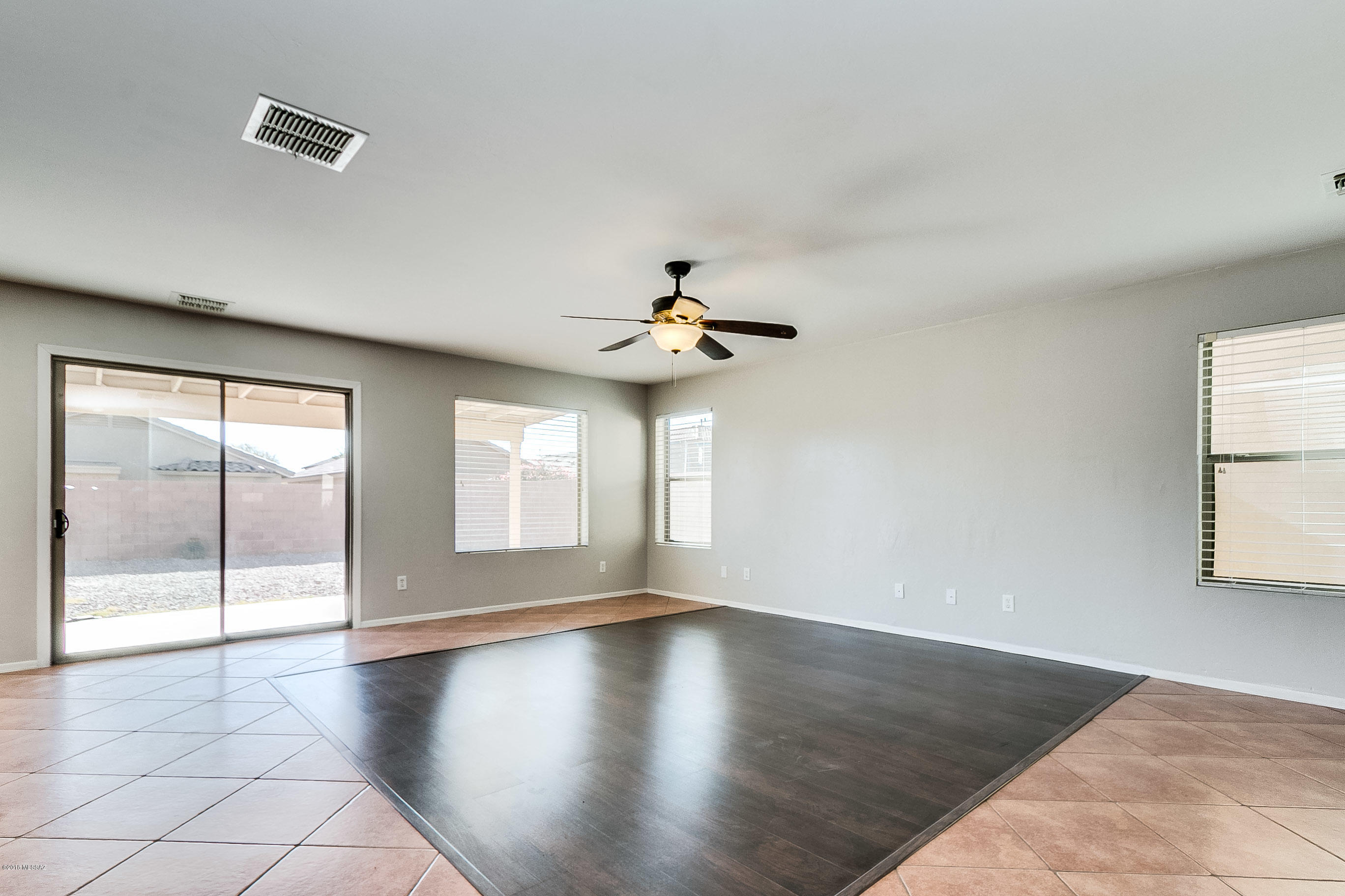 649 W Desert Blossom Drive