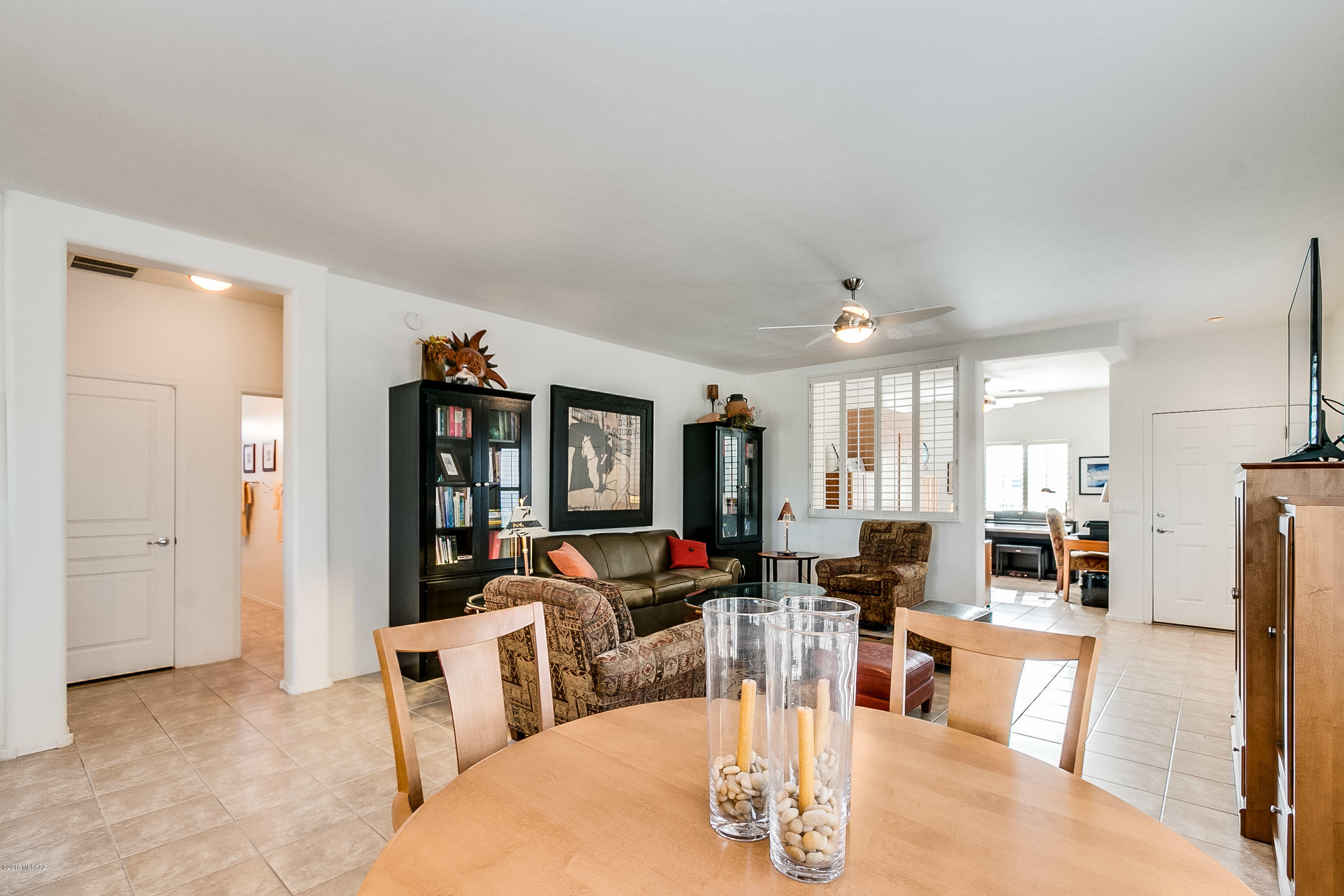 1334 W Via Cerro Colorado