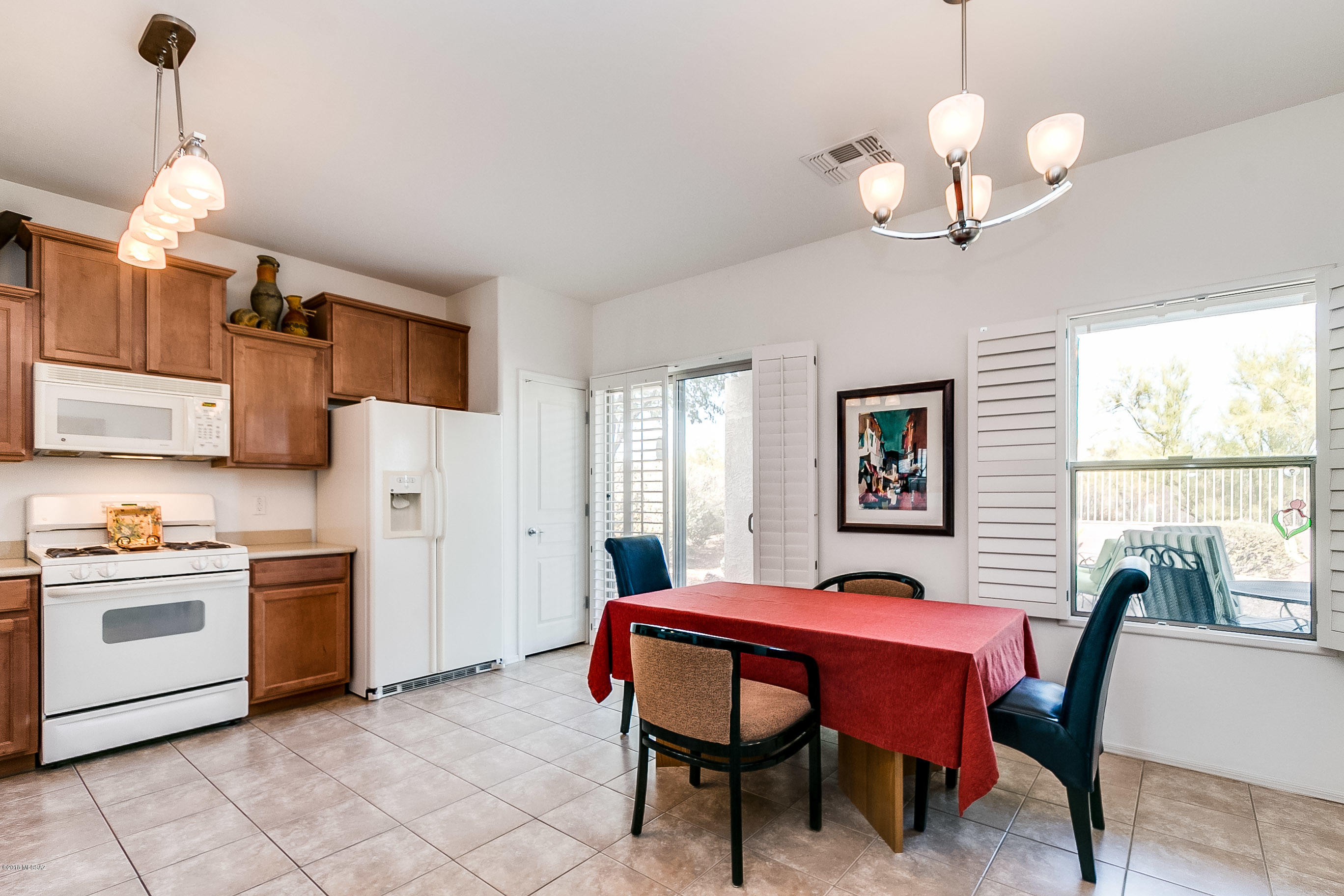 1334 W Via Cerro Colorado