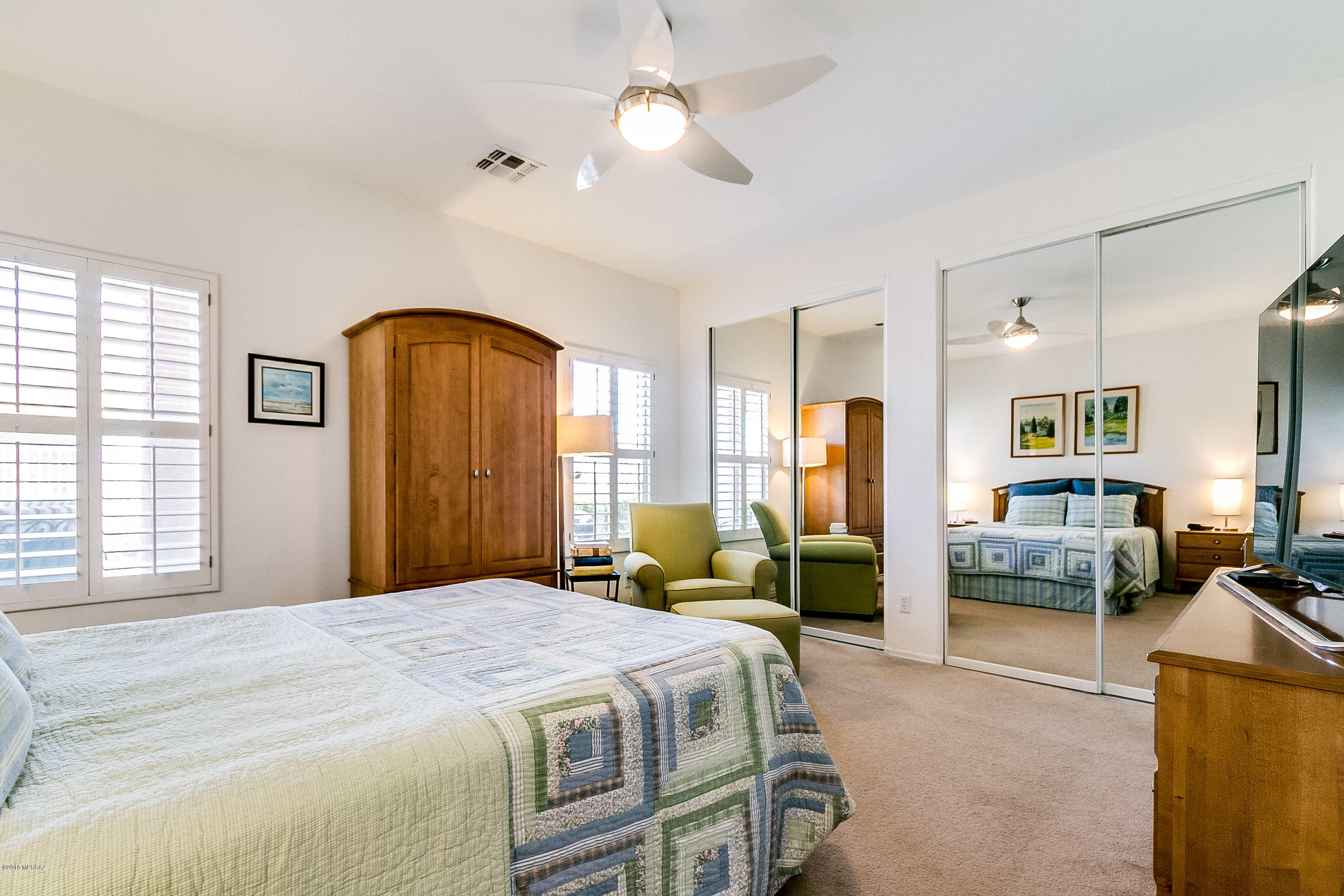 1334 W Via Cerro Colorado