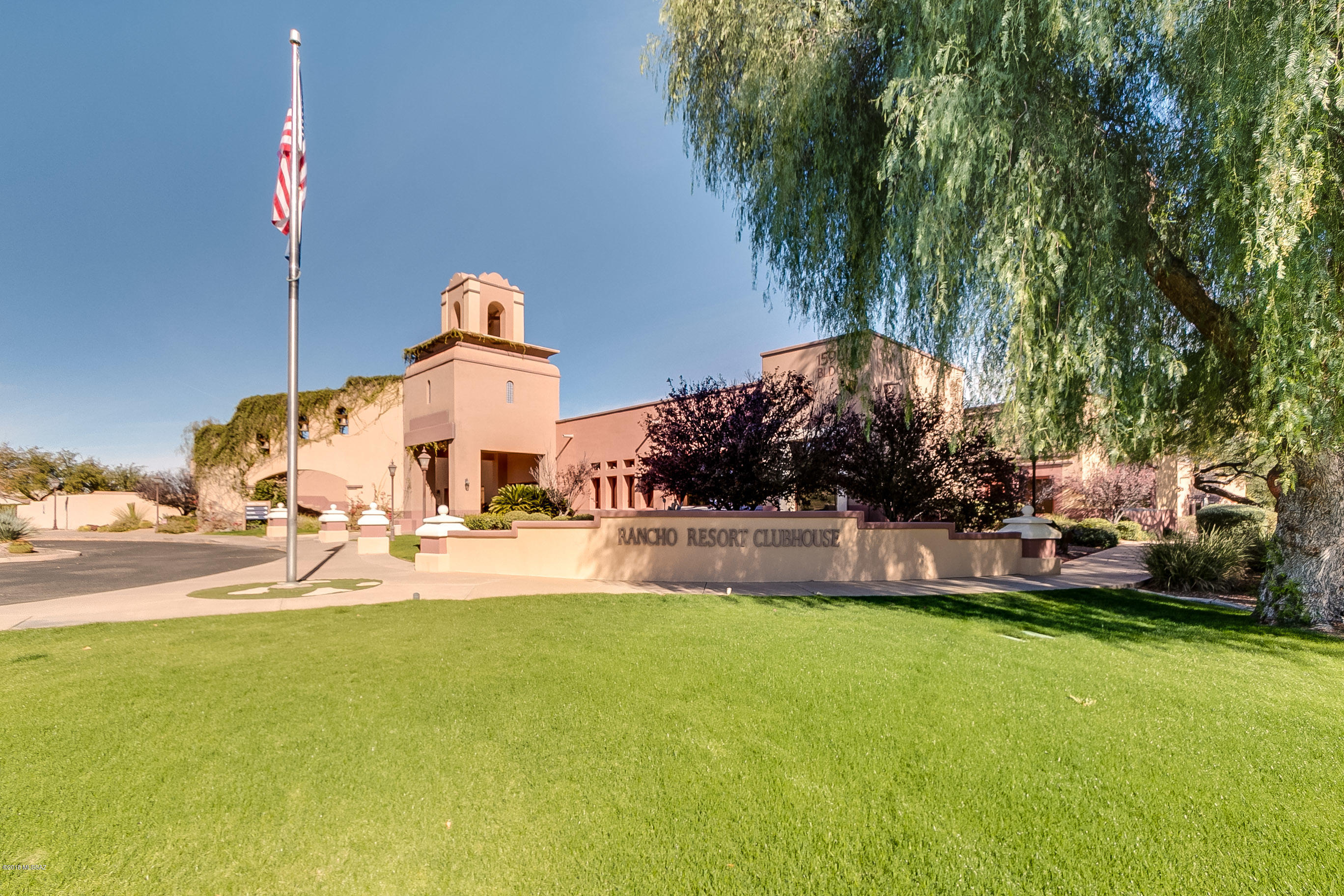 1334 W Via Cerro Colorado