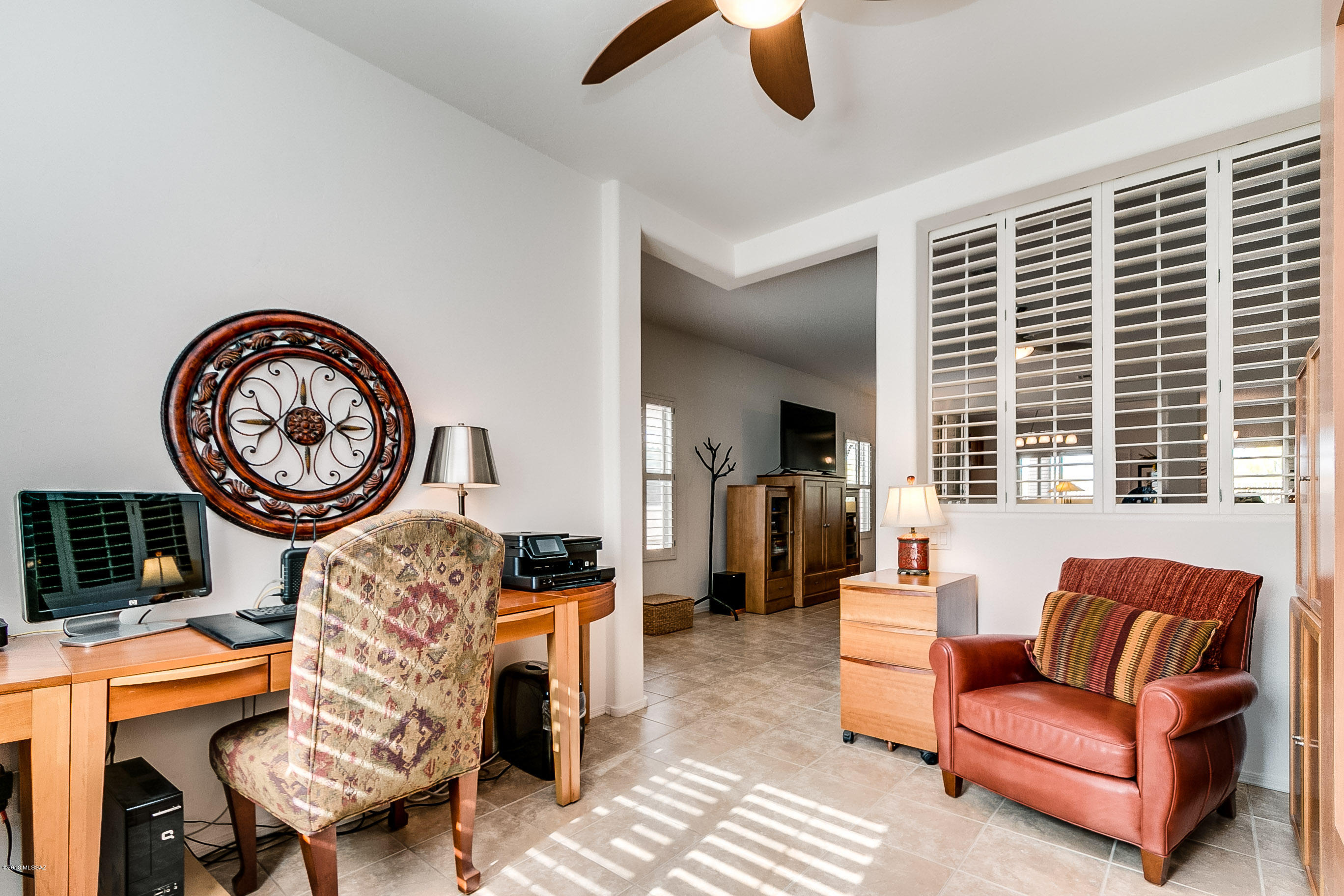 1334 W Via Cerro Colorado