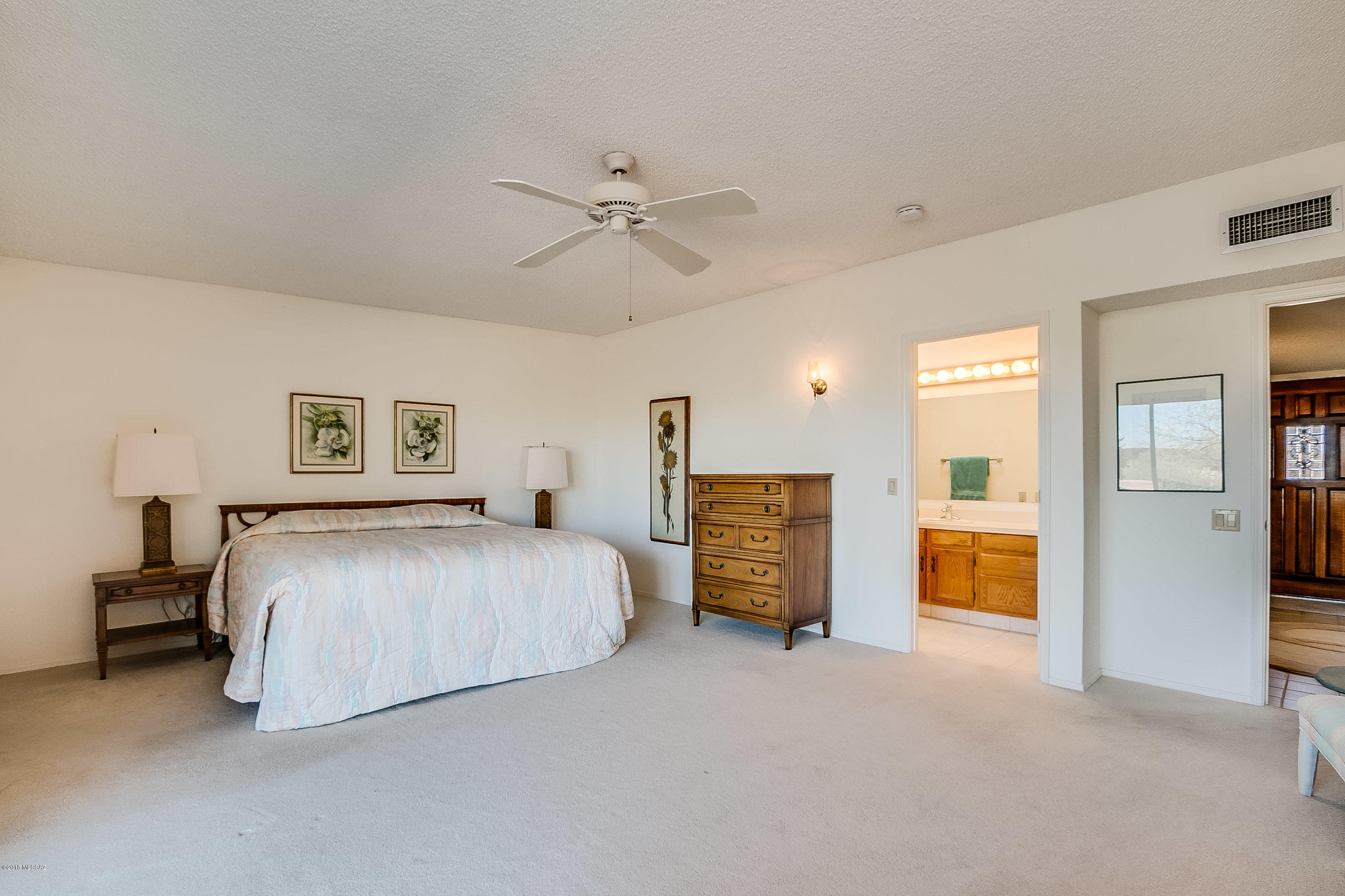 1506 W Via De La Gloria