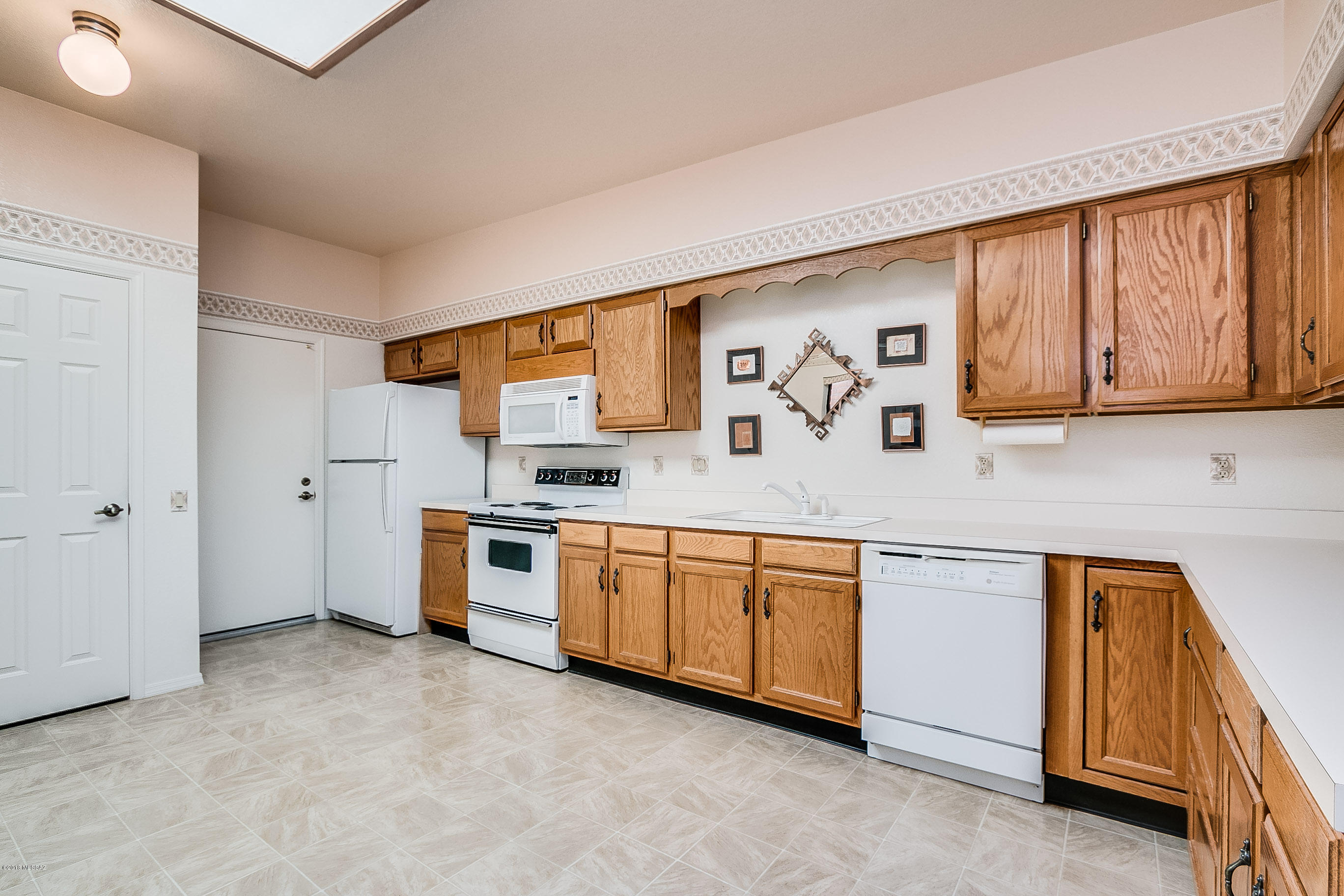 1506 W Via De La Gloria