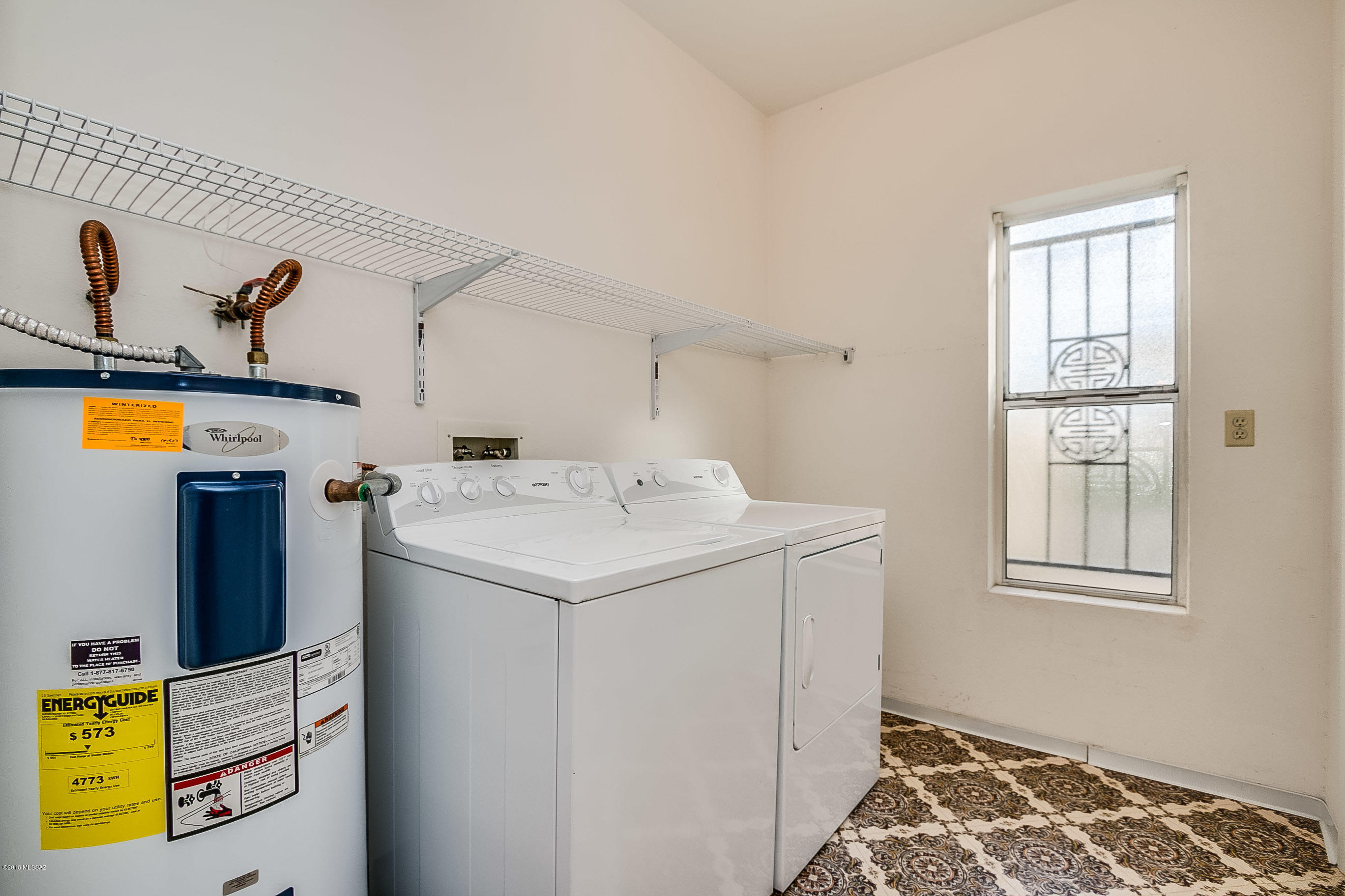 1070 S Horizonte Place