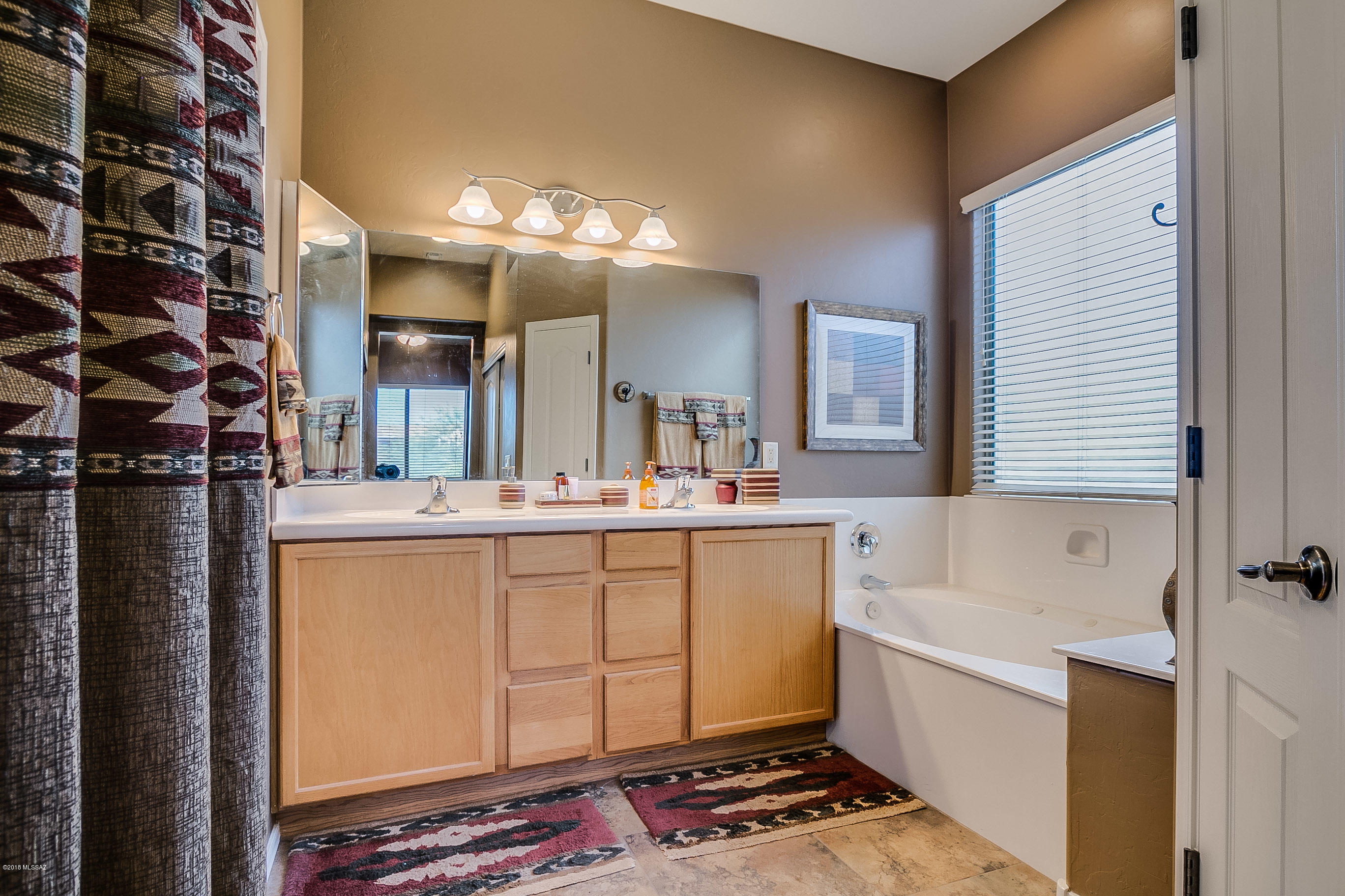 5116 S Via Loma Verde