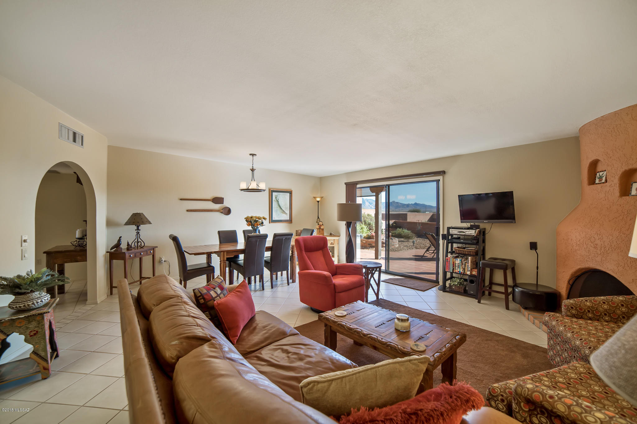 1449 W Camino De La Oca