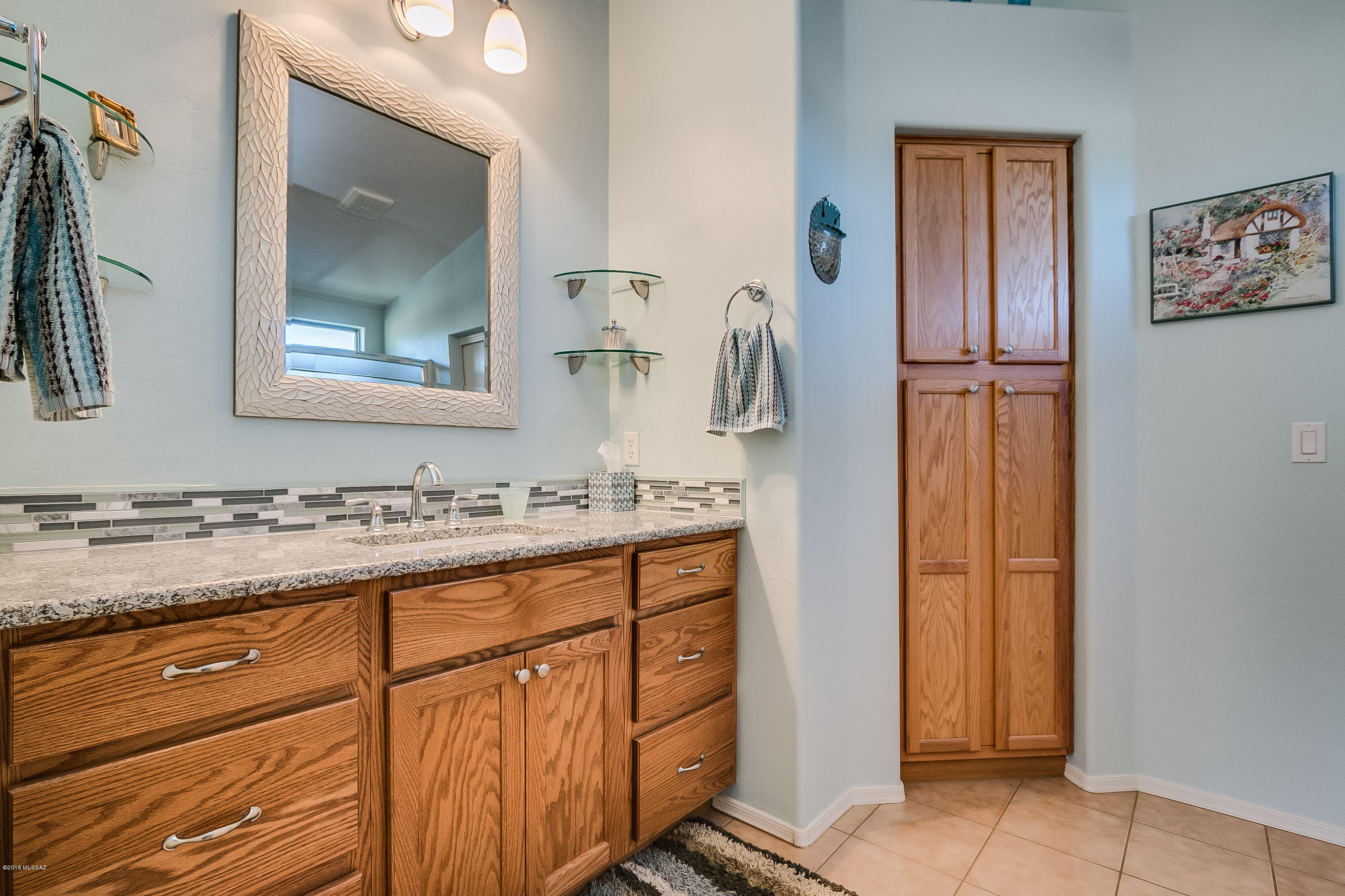 1082 W Placita Vargas