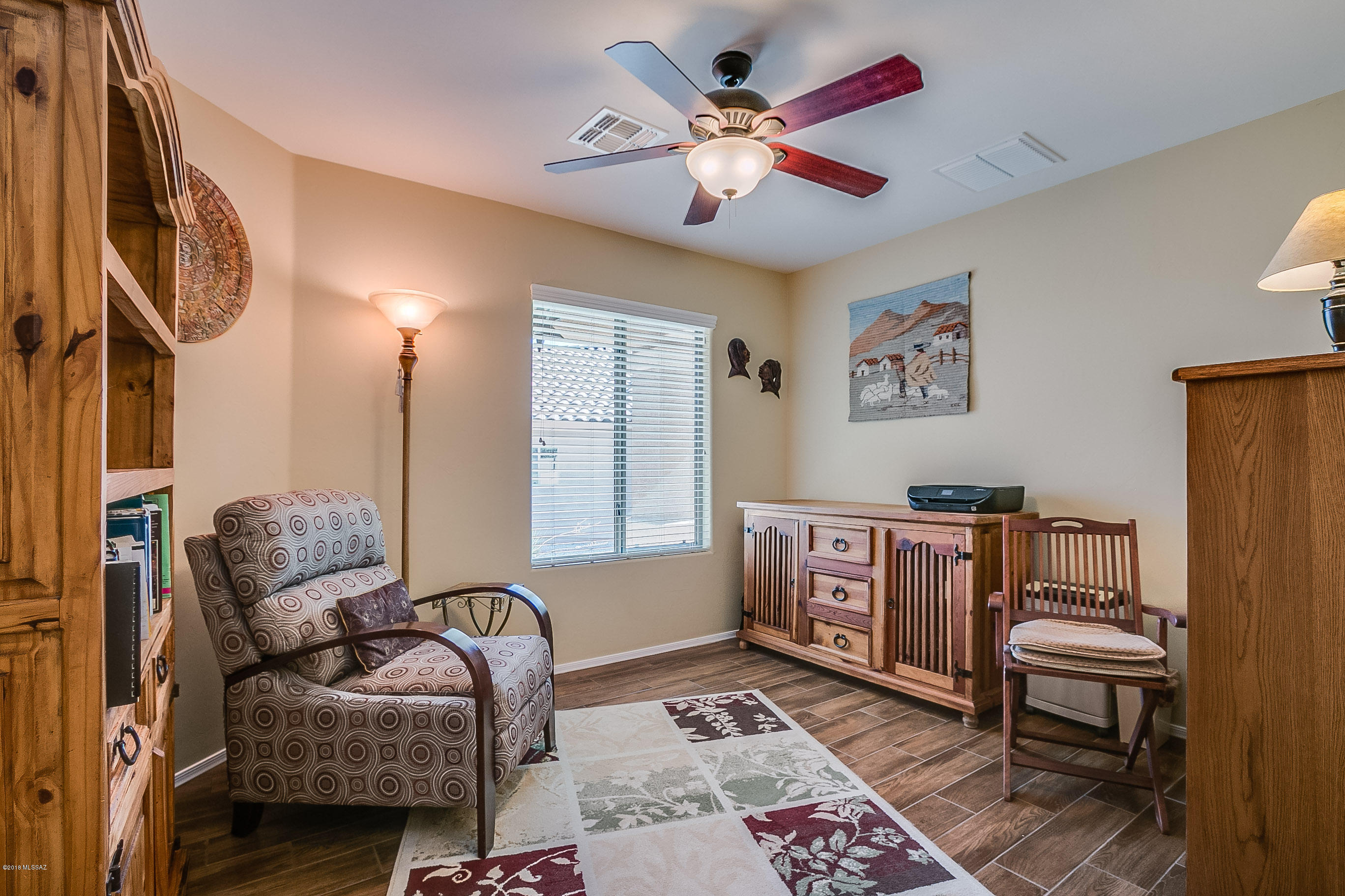 1082 W Placita Vargas