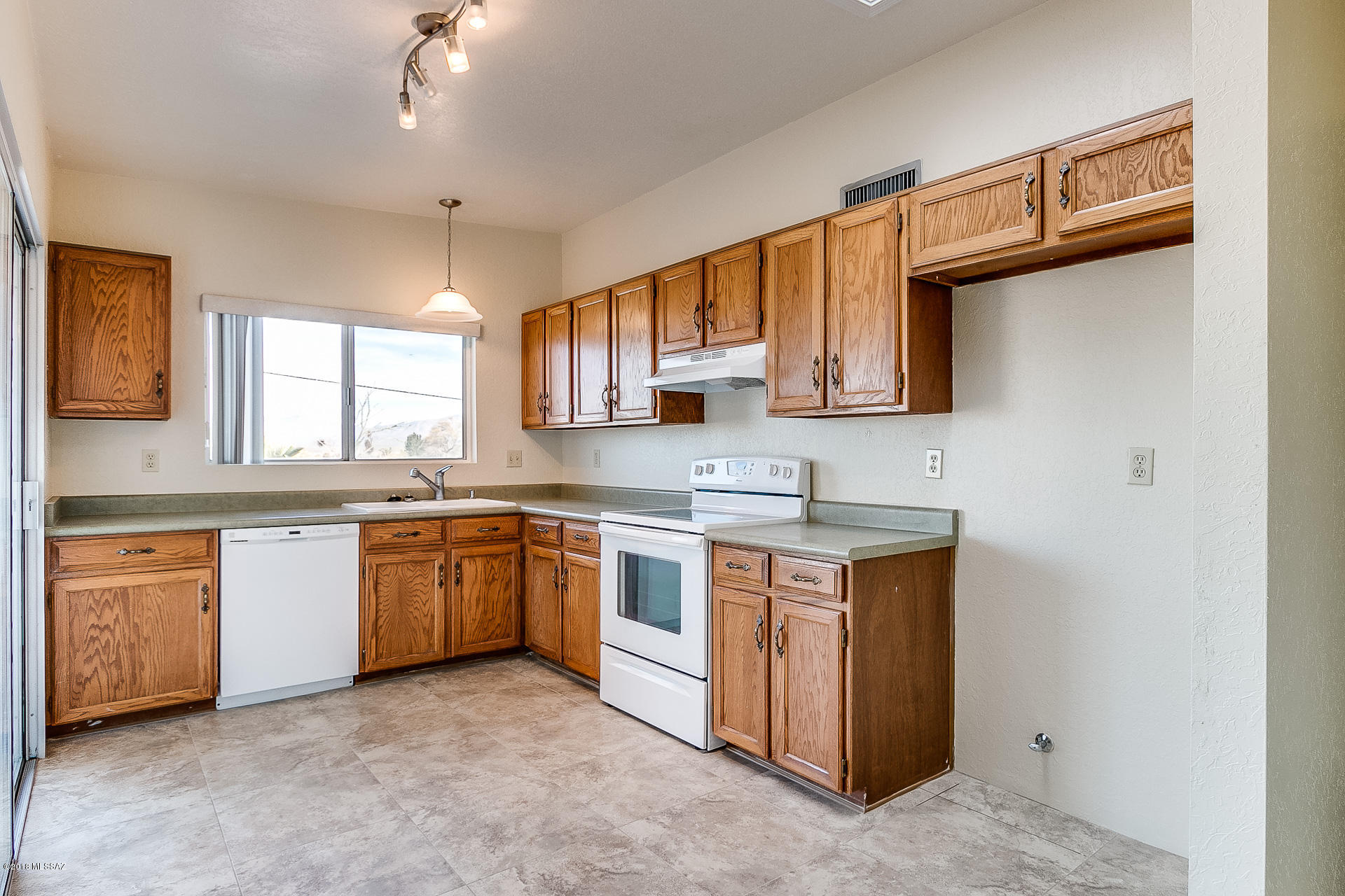 1300 N Rio Santa Cruz