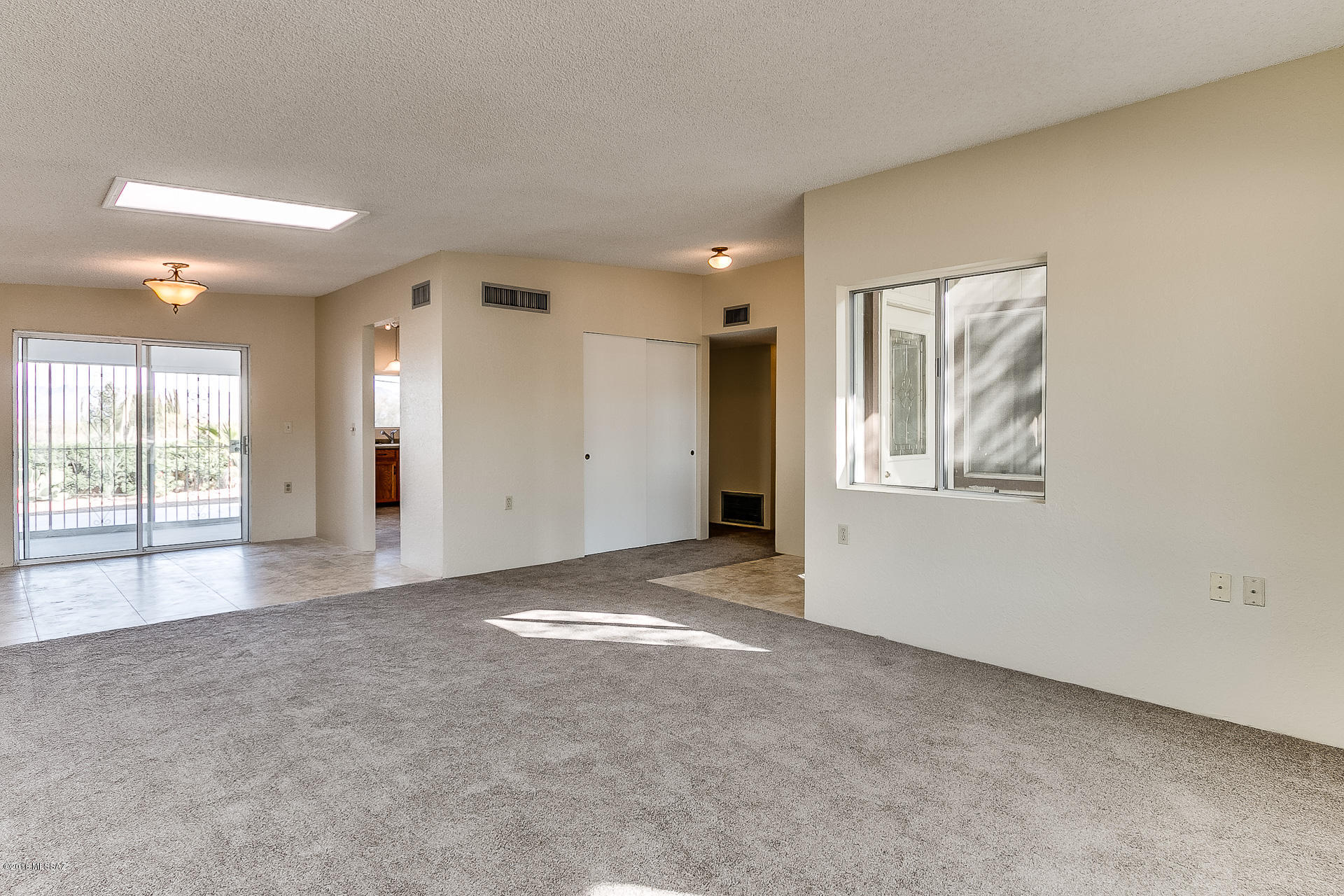 1300 N Rio Santa Cruz