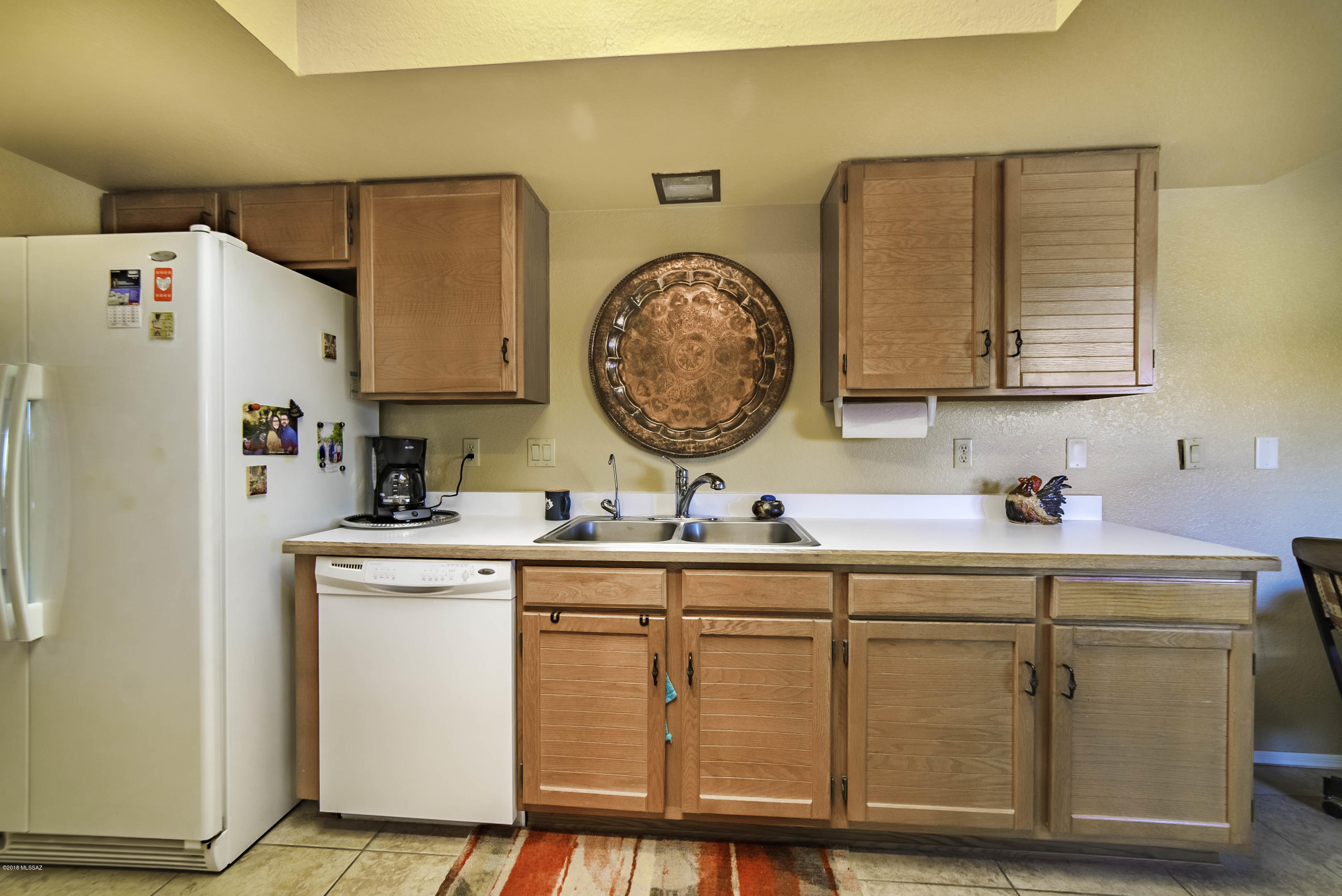 945 W Calle Del Vencejo