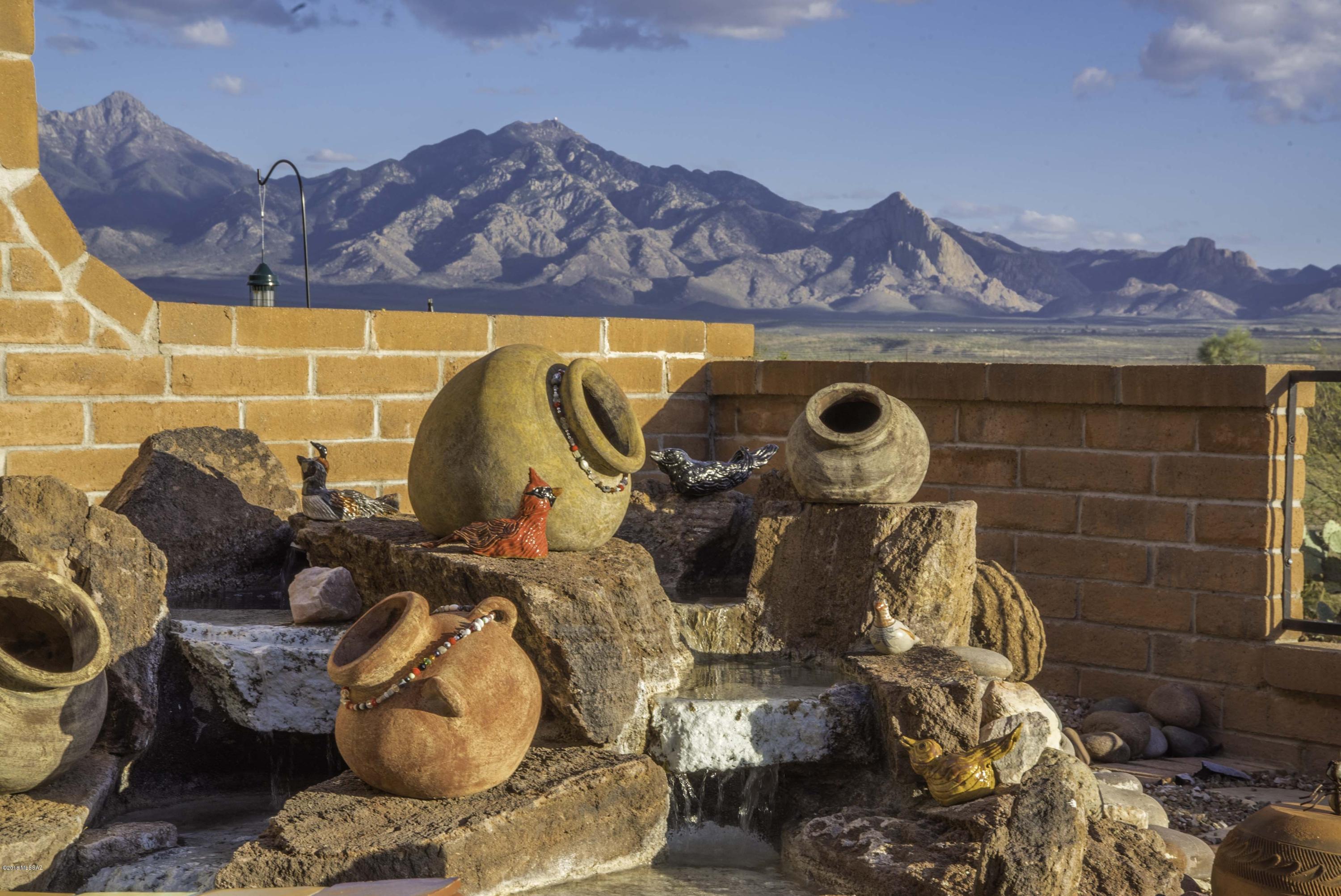 945 W Calle Del Vencejo