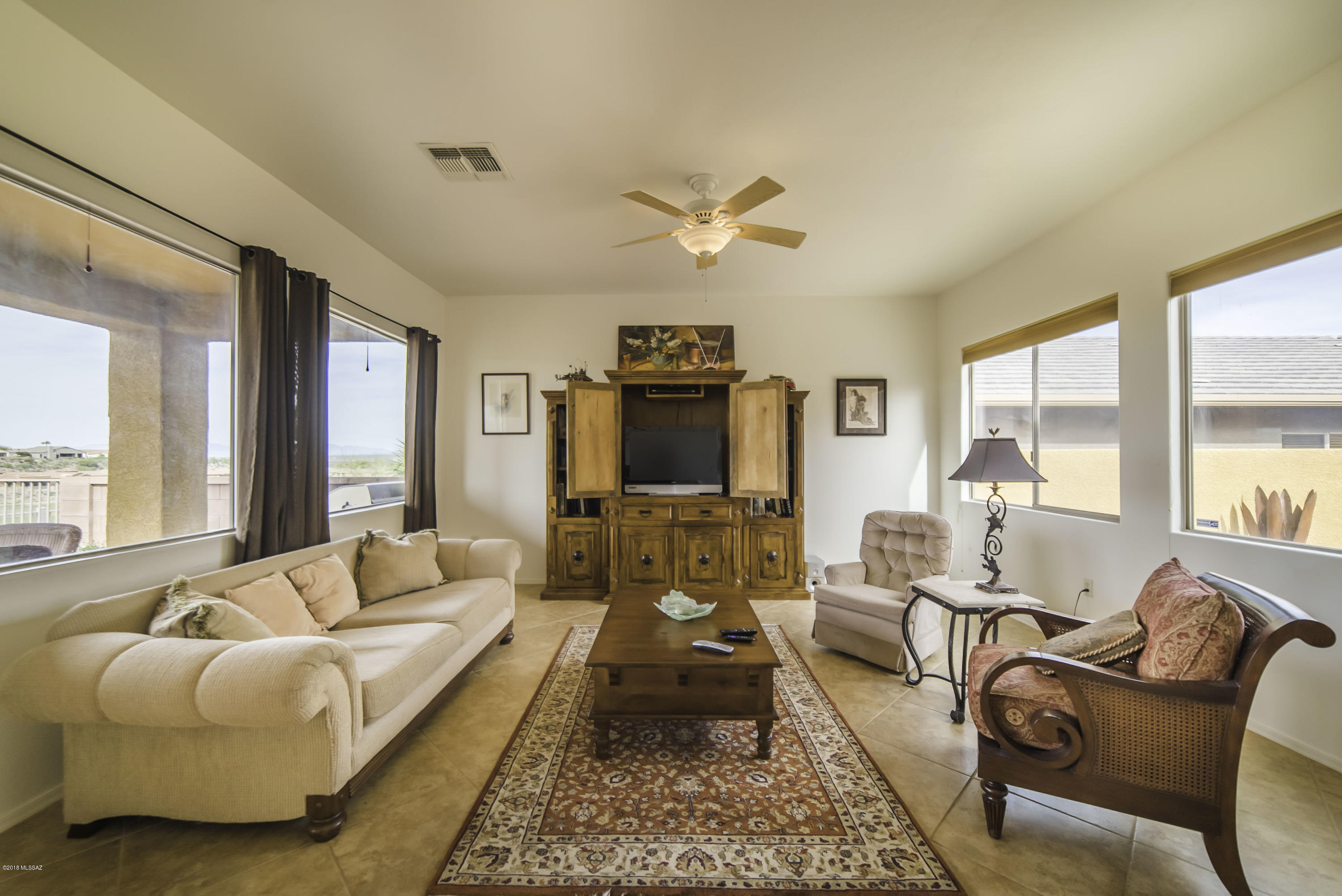 1866 W Acacia Bluffs Drive