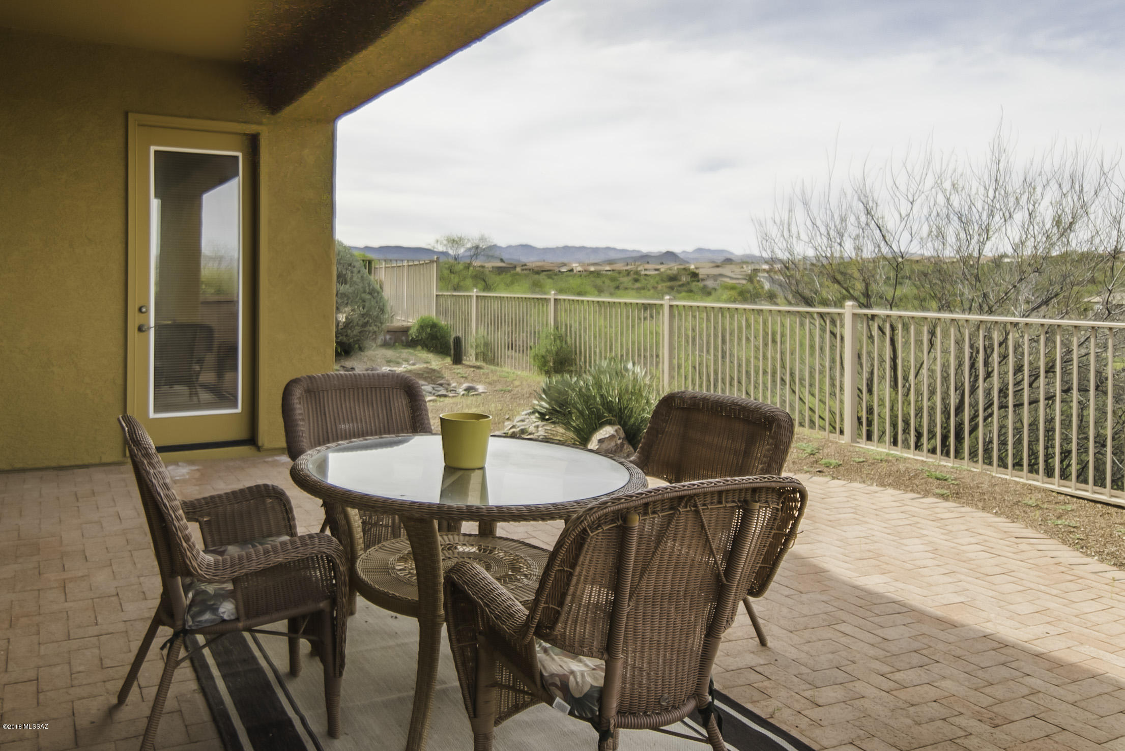 1866 W Acacia Bluffs Drive